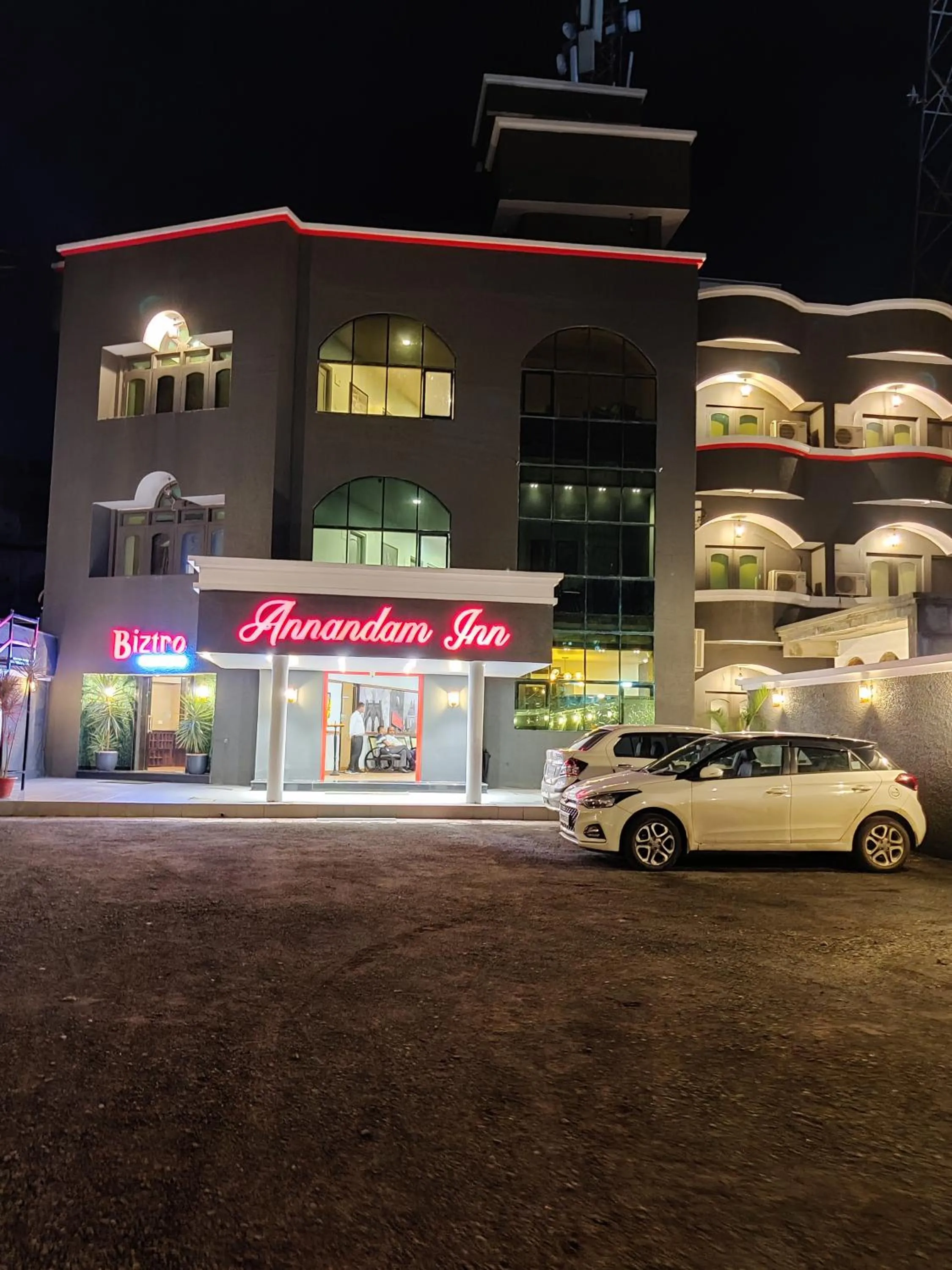Property building in Annandam Inn(Hotel Anand)