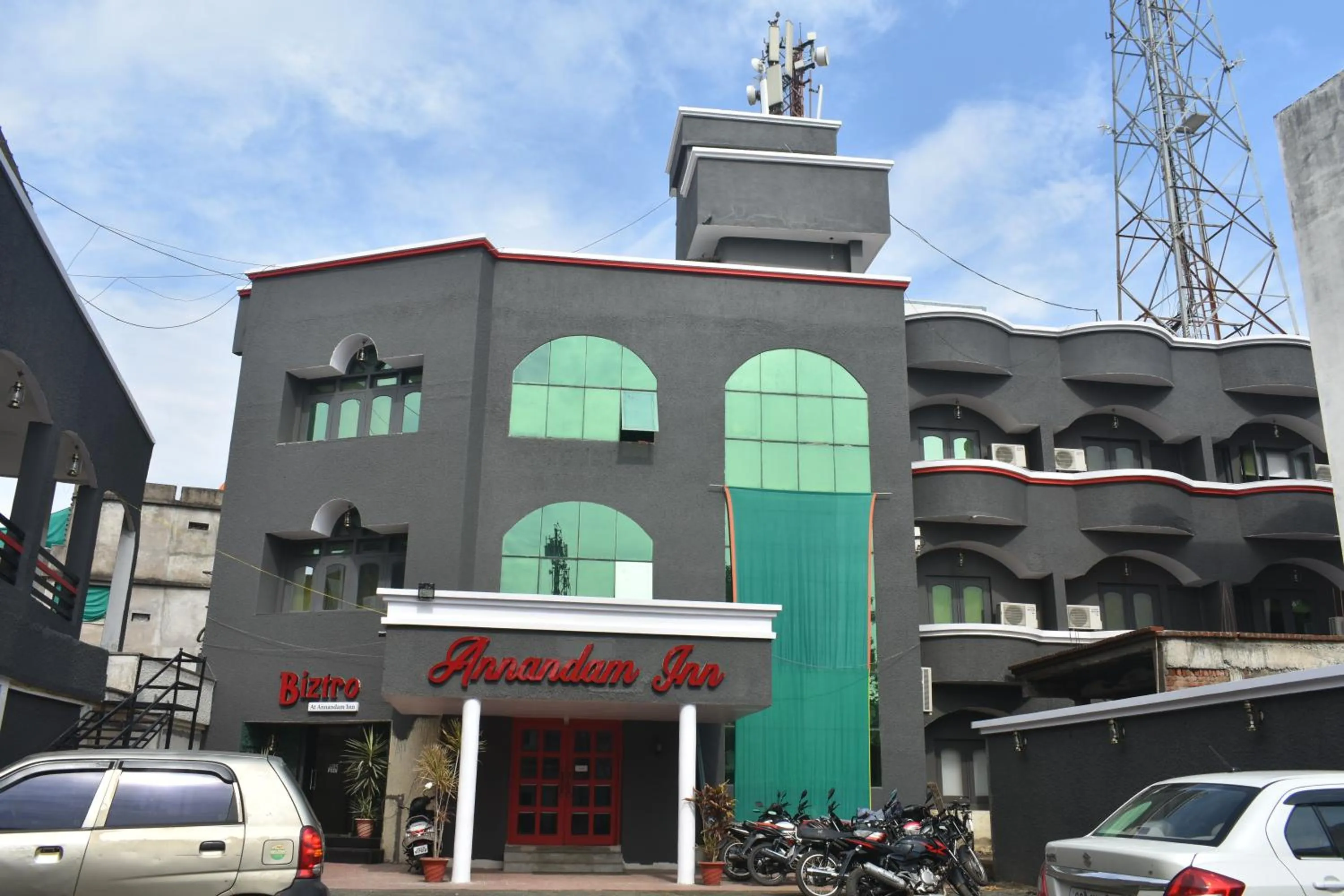 Property building in Annandam Inn(Hotel Anand)
