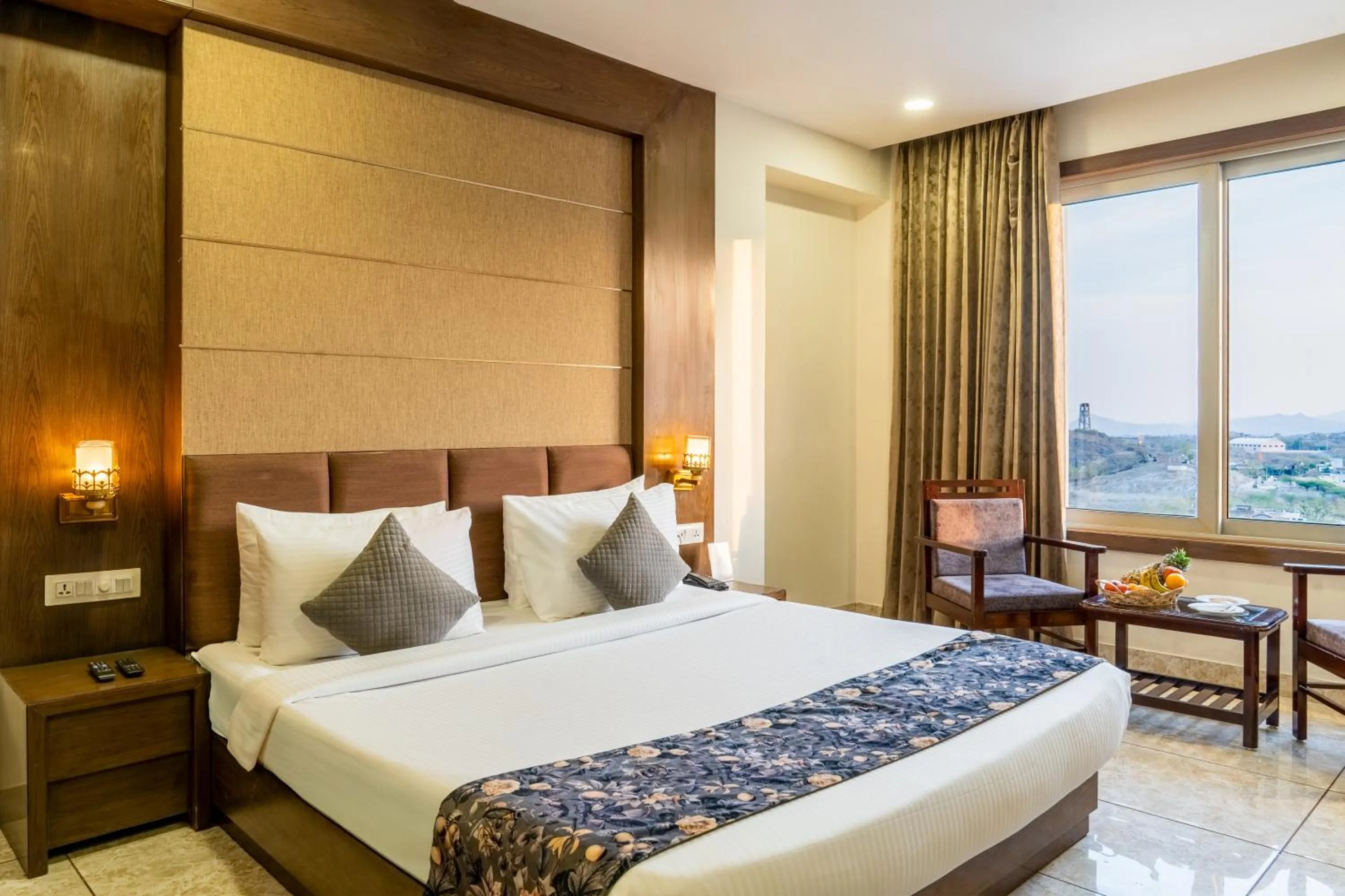 Bed in Hotel Paandora Grand,Udaipur