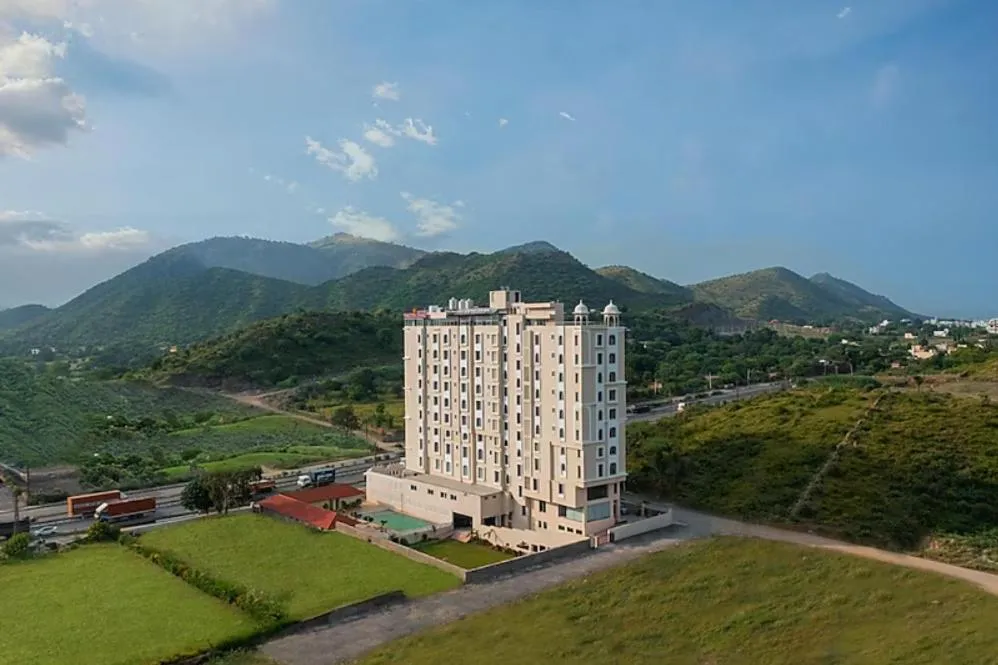 Facade/entrance in Hotel Paandora Grand,Udaipur