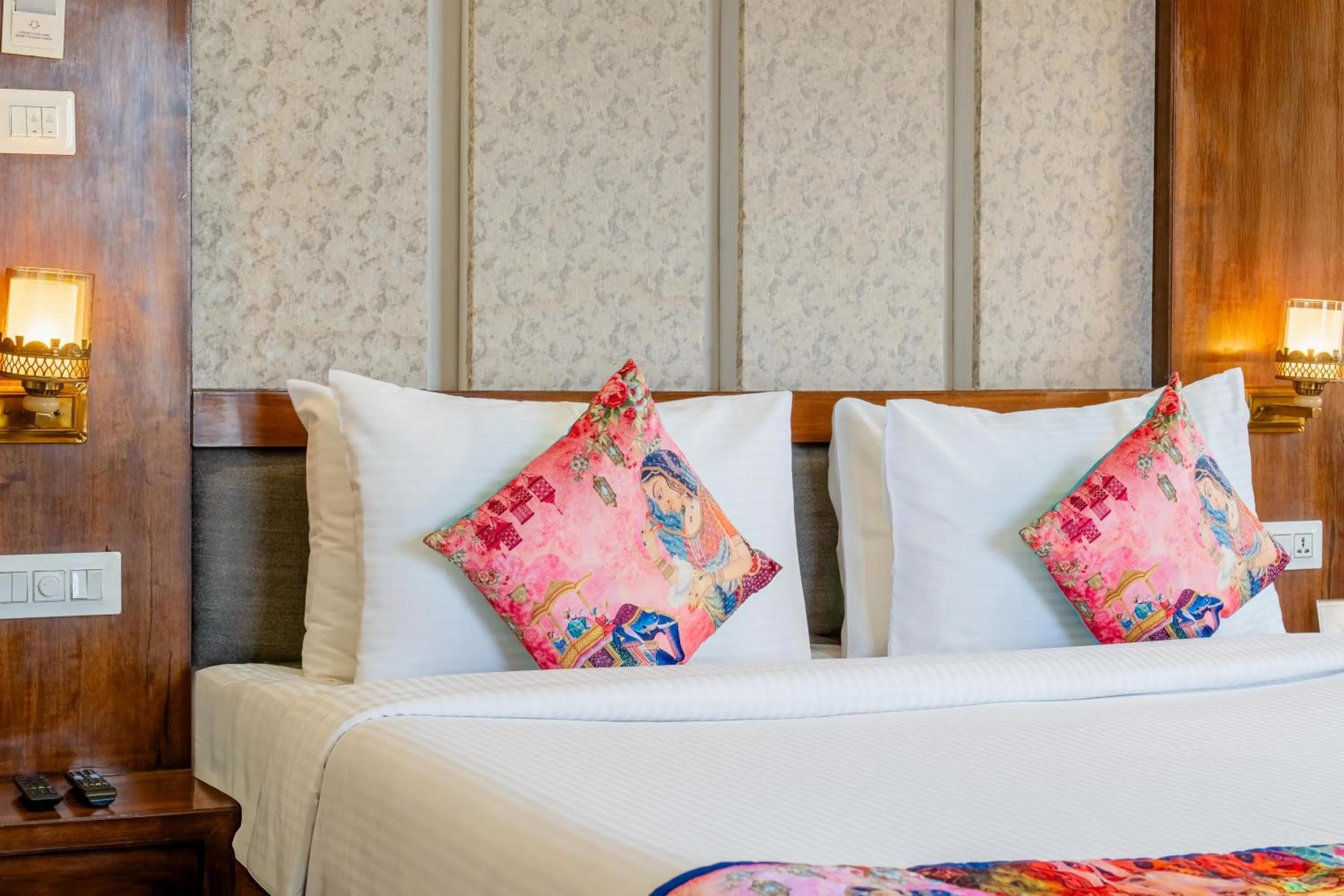 Bed in Hotel Paandora Grand,Udaipur