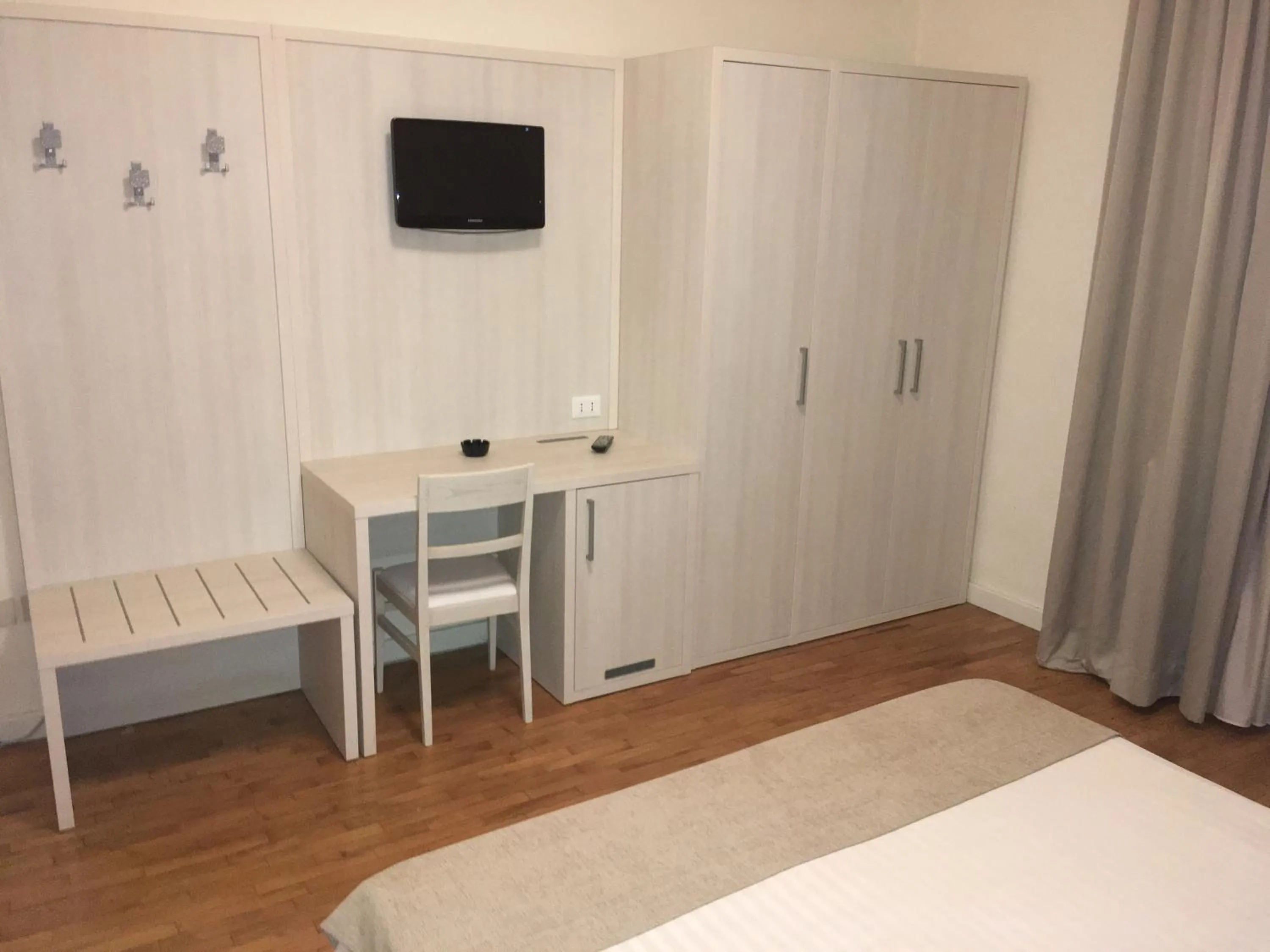 Bed in Hotel La Pace