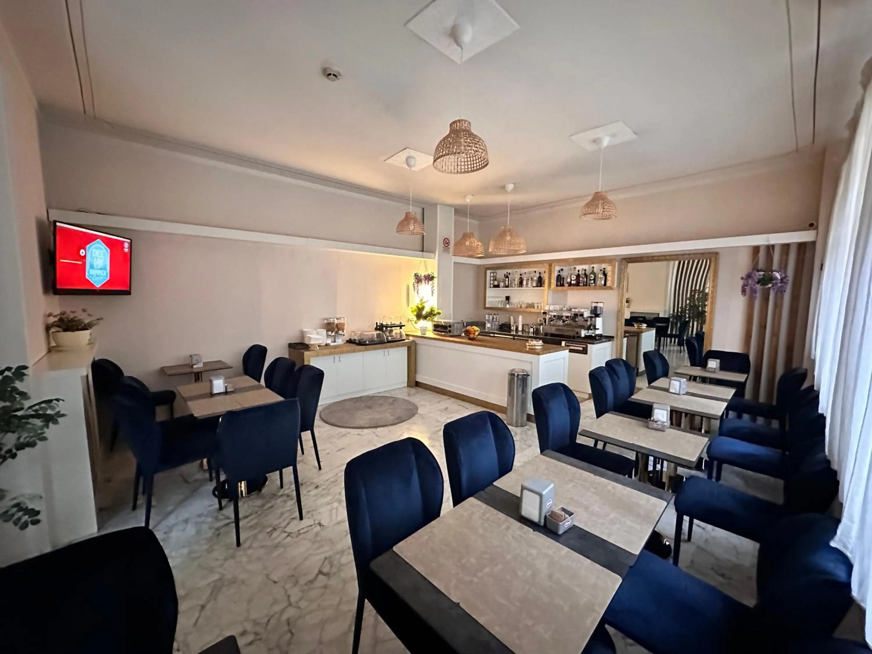 Breakfast in Hotel La Pace