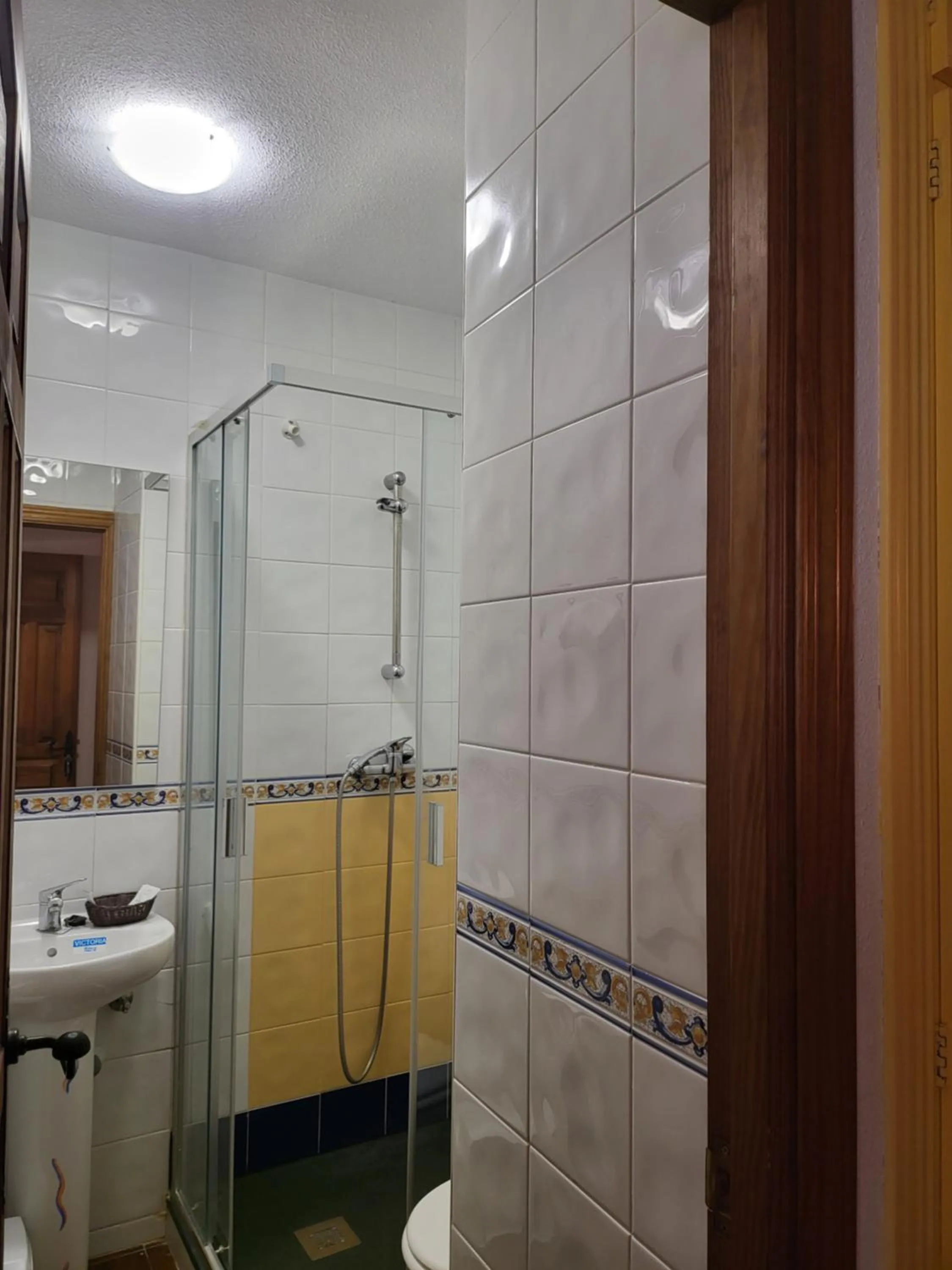 Bathroom in Hotel rural LA CASONA DE TAMAYA