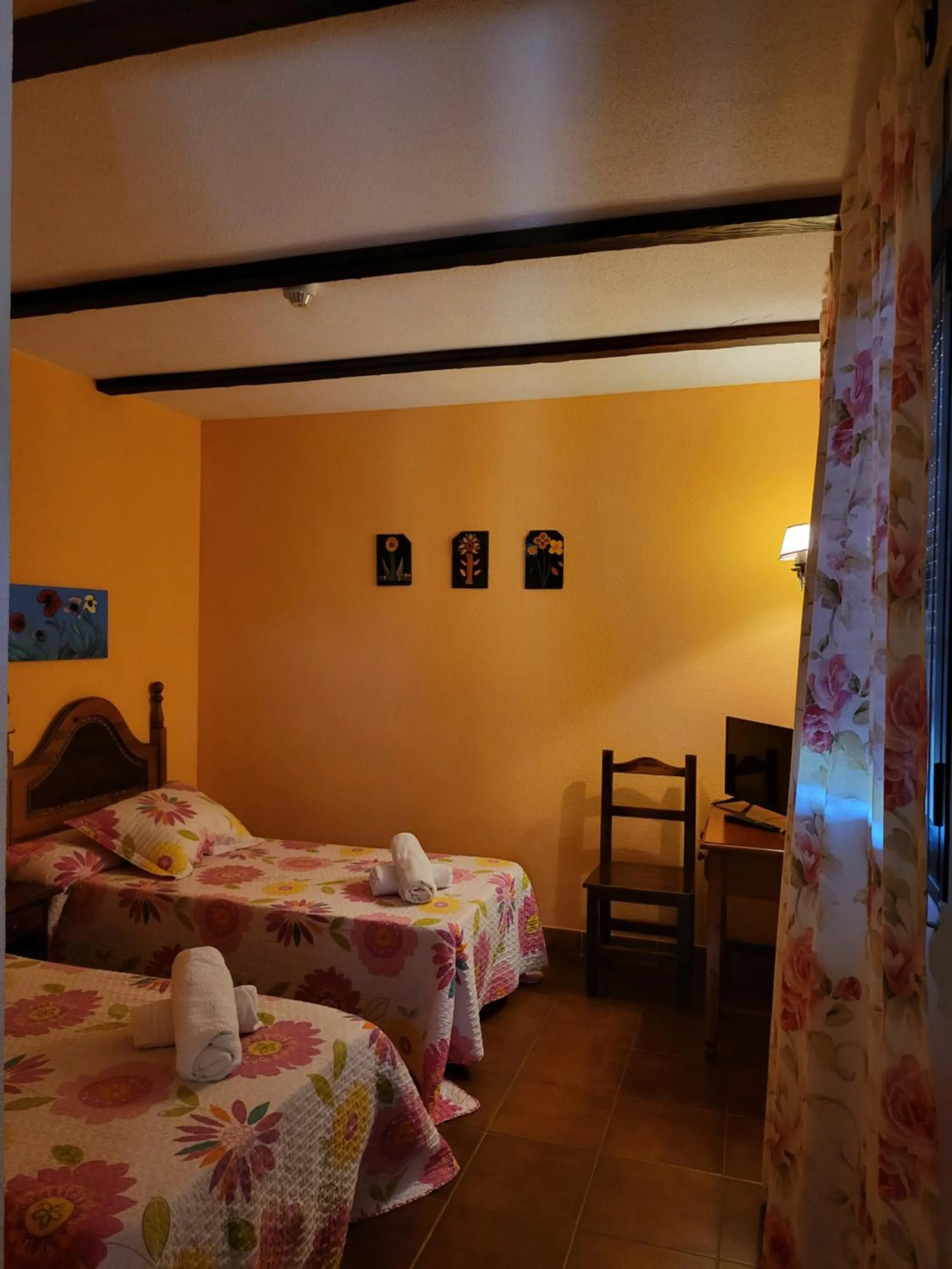 Photo of the whole room, Bed in Hotel rural LA CASONA DE TAMAYA