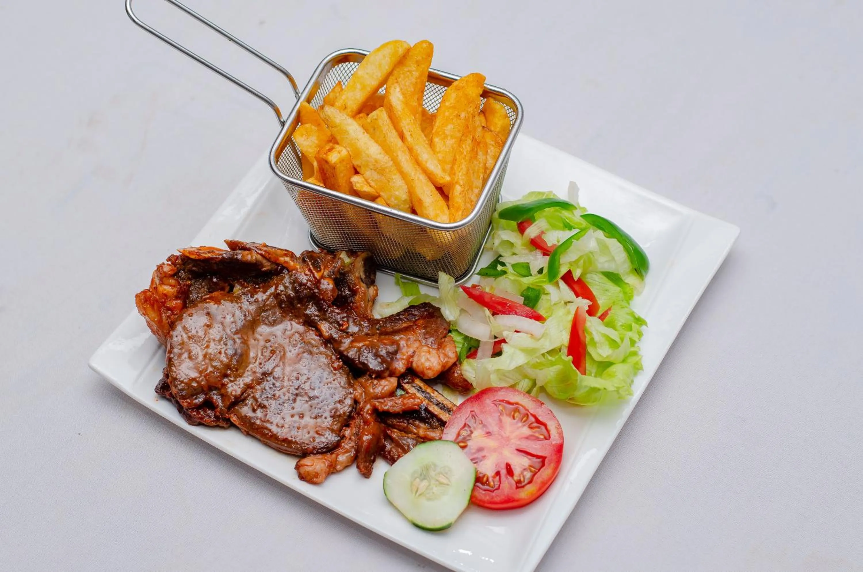 Restaurant/places to eat in ROYAL SHALOM HOTEL