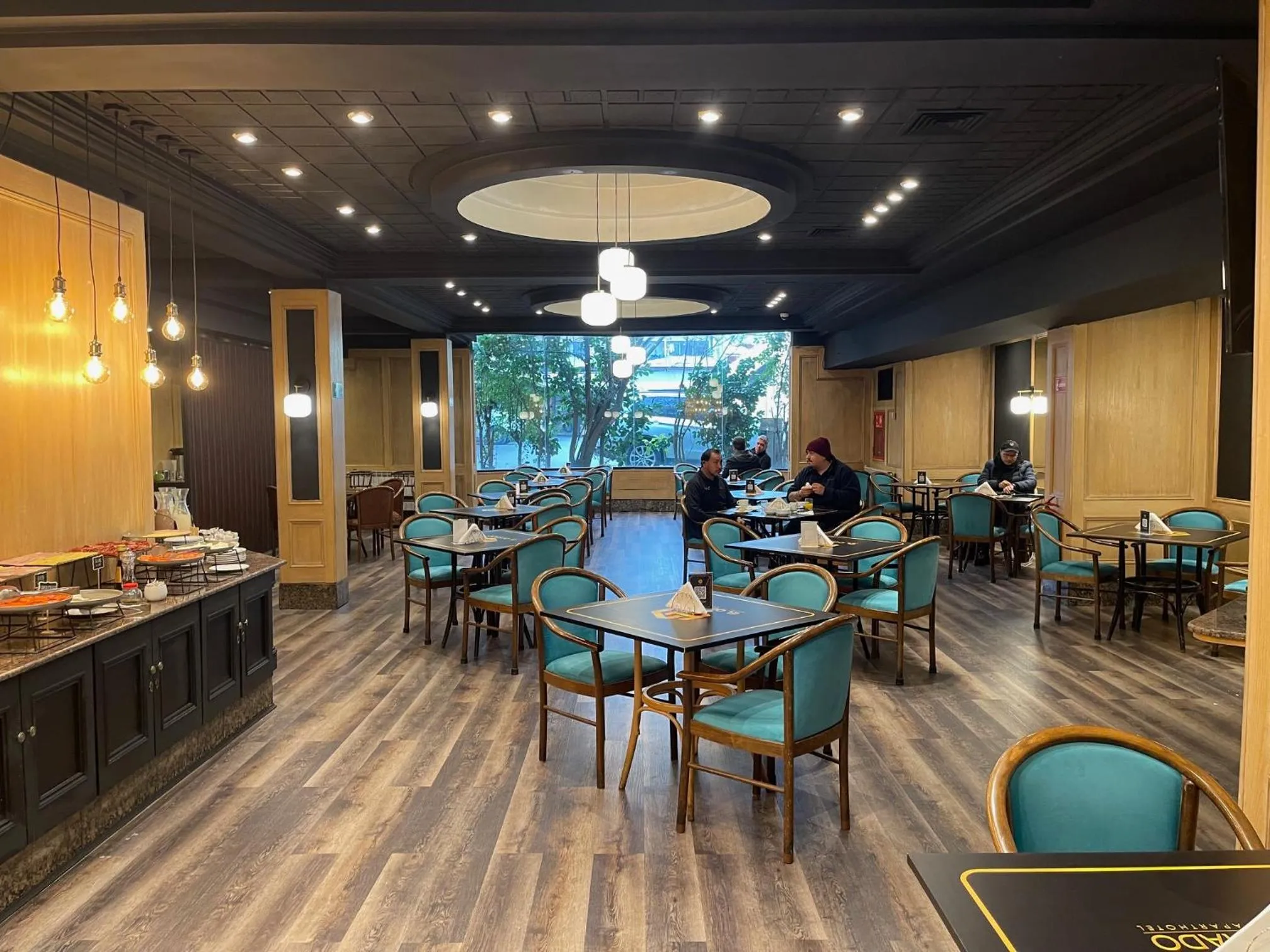 Restaurant/places to eat in HOTEL EL DORADO