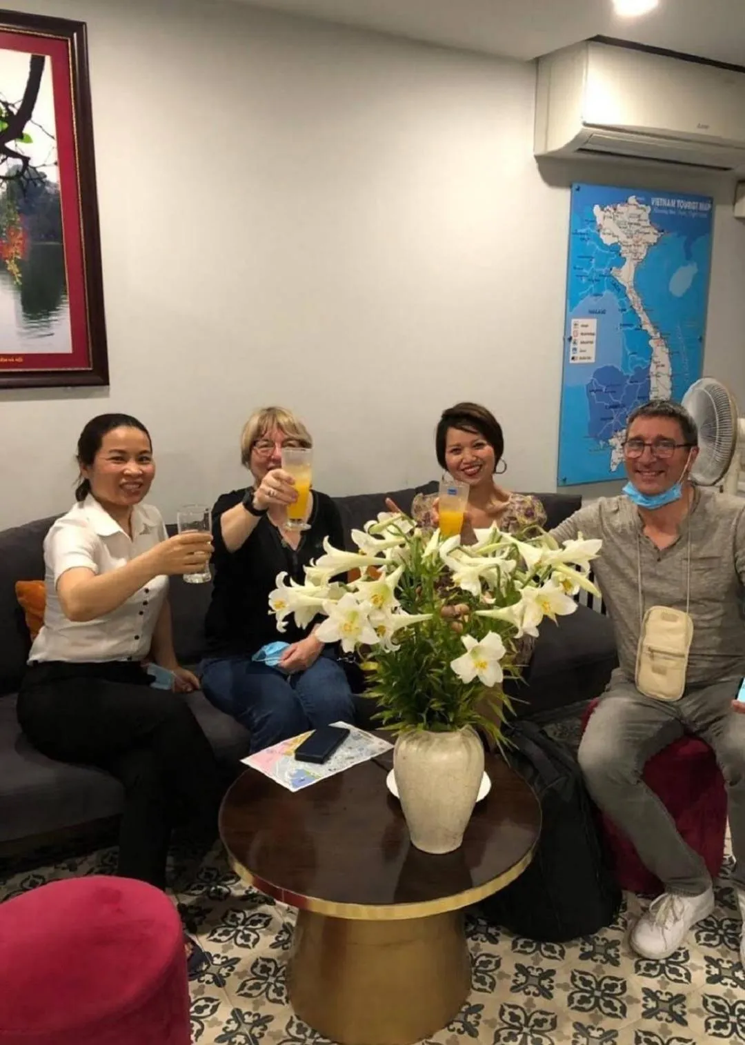 group of guests in Hanoi Vacanza Premier Hotel