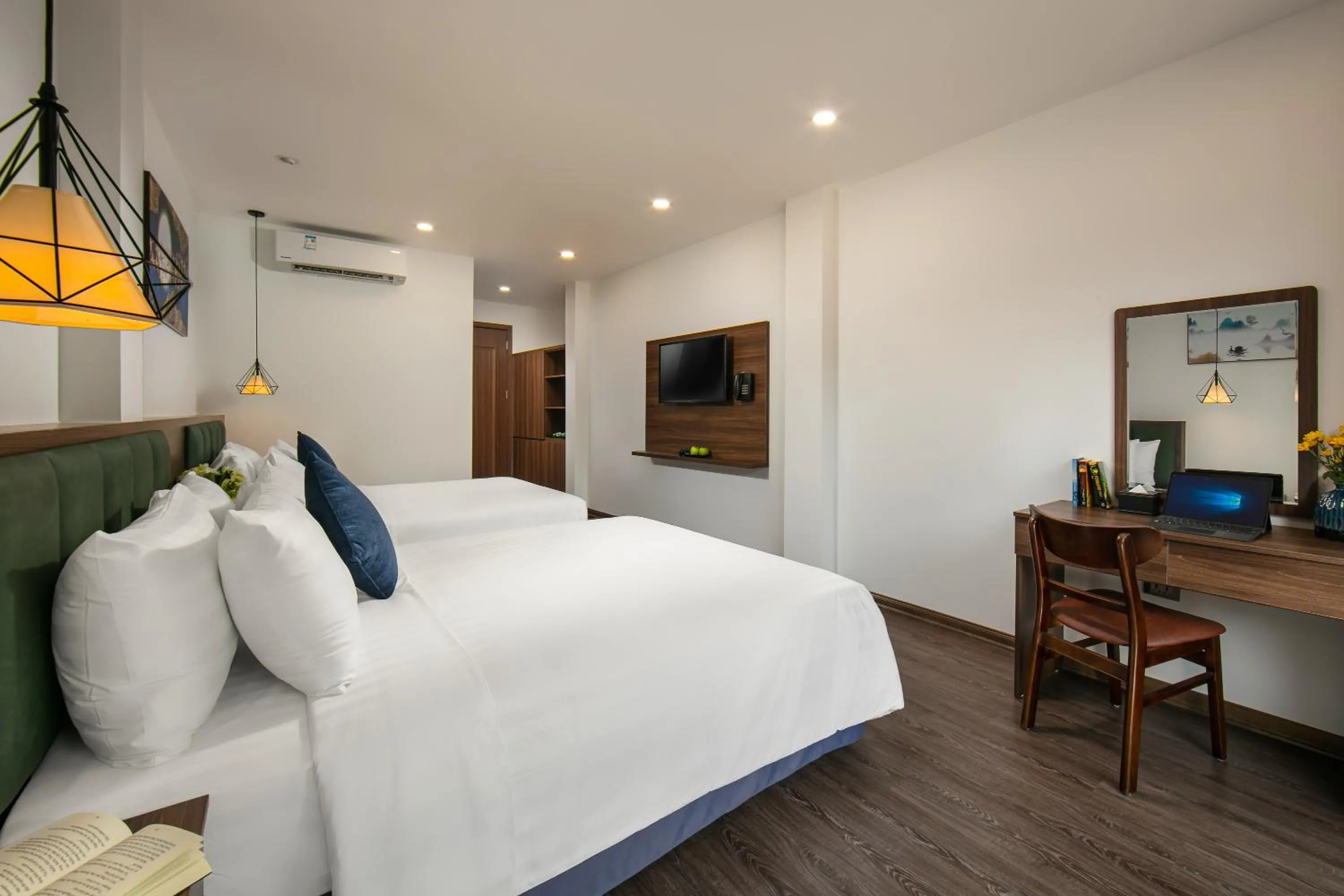 Bed in Hanoi Vacanza Premier Hotel