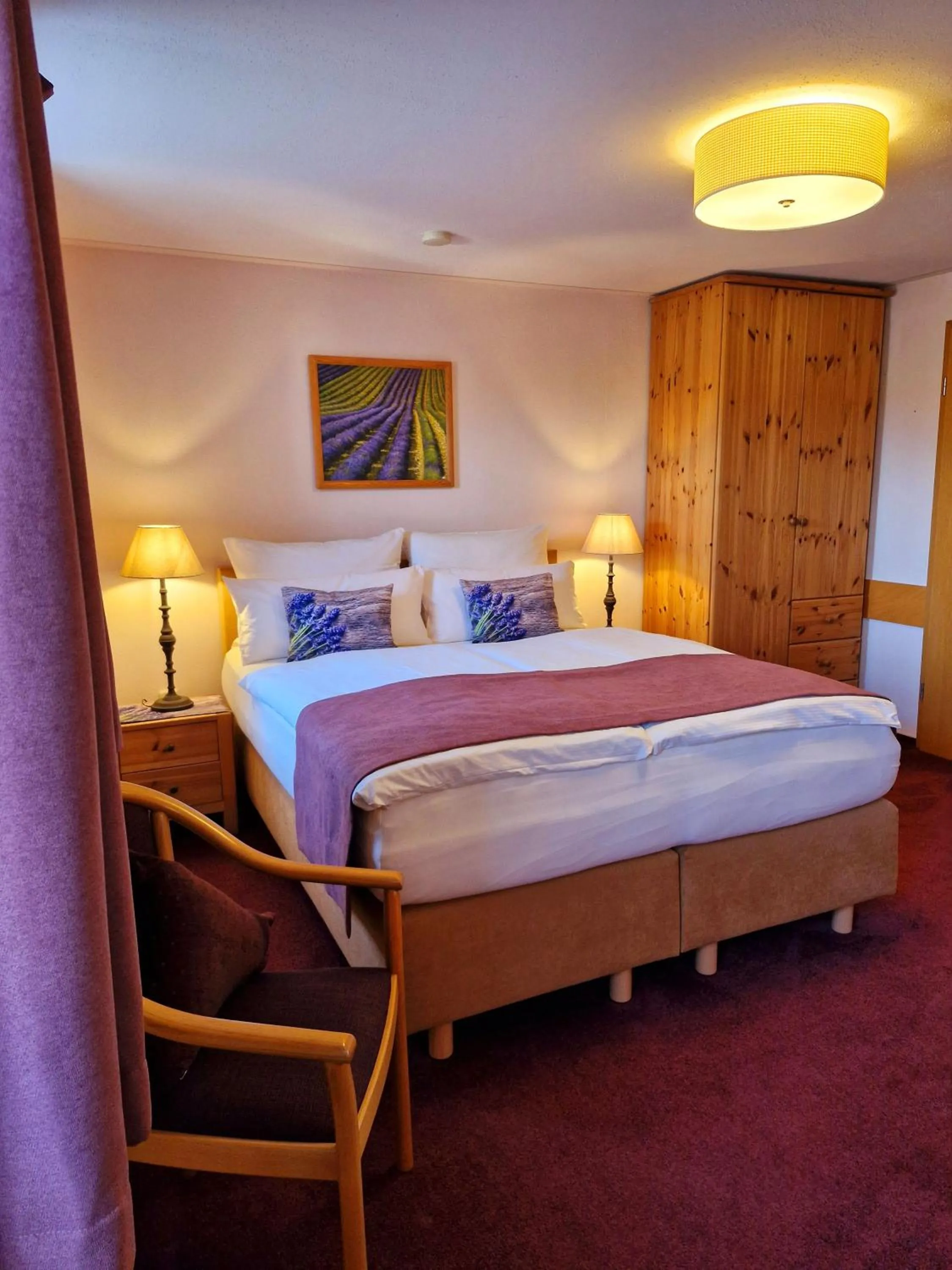 Bed in Logis L Auberge Gutshof