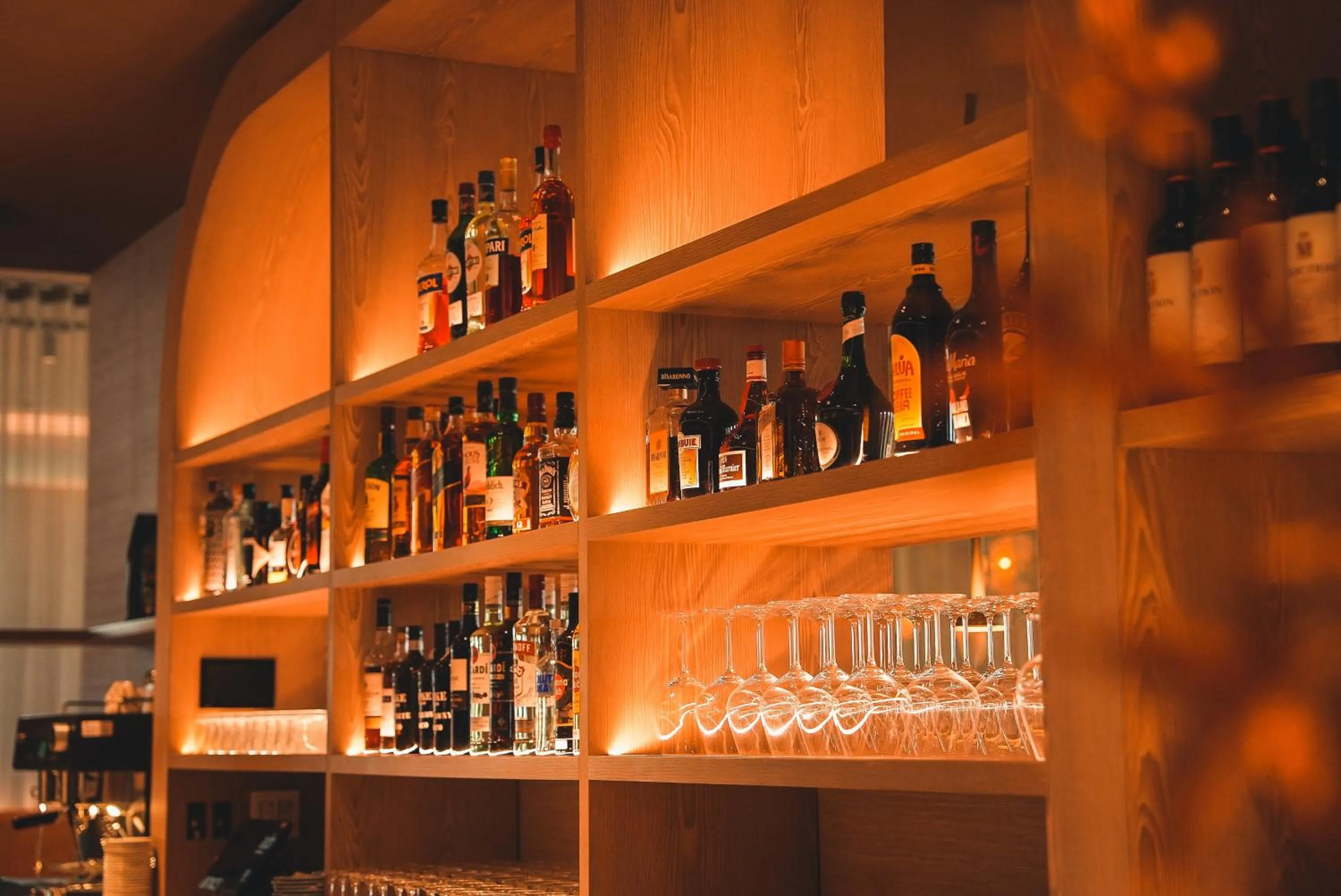 Restaurant/places to eat in Van der Valk Hotel Delft A4