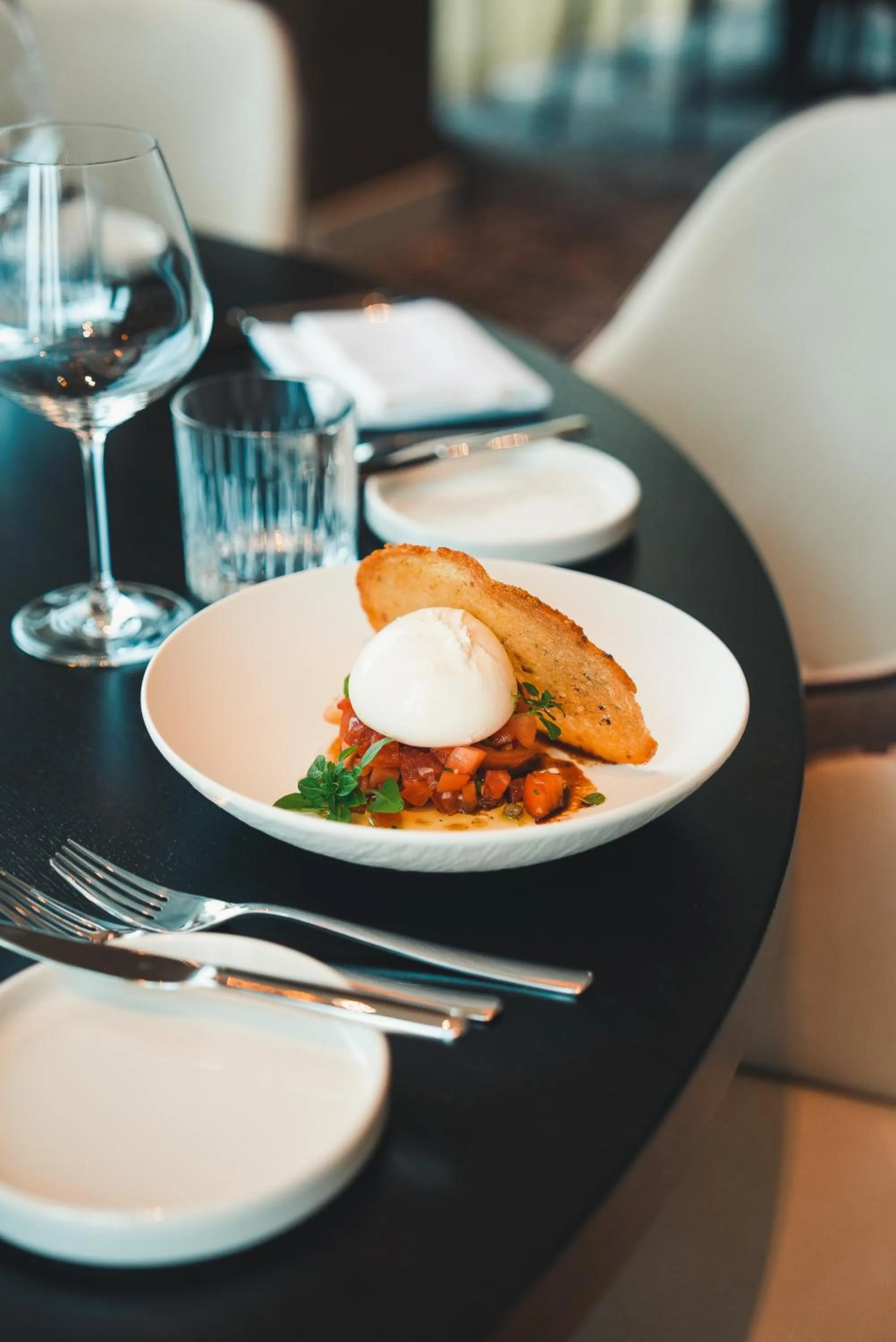 Restaurant/places to eat in Van der Valk Hotel Delft A4