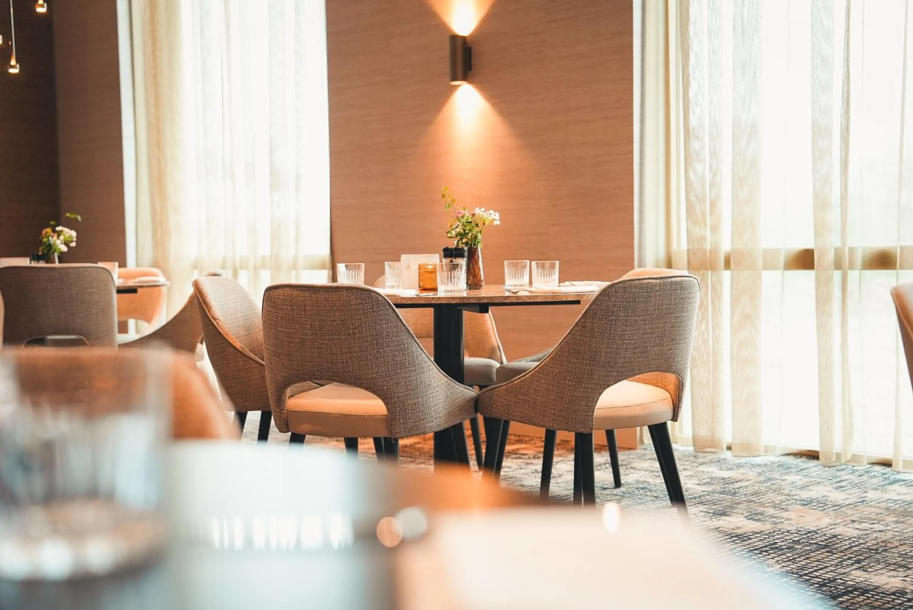 Restaurant/places to eat in Van der Valk Hotel Delft A4