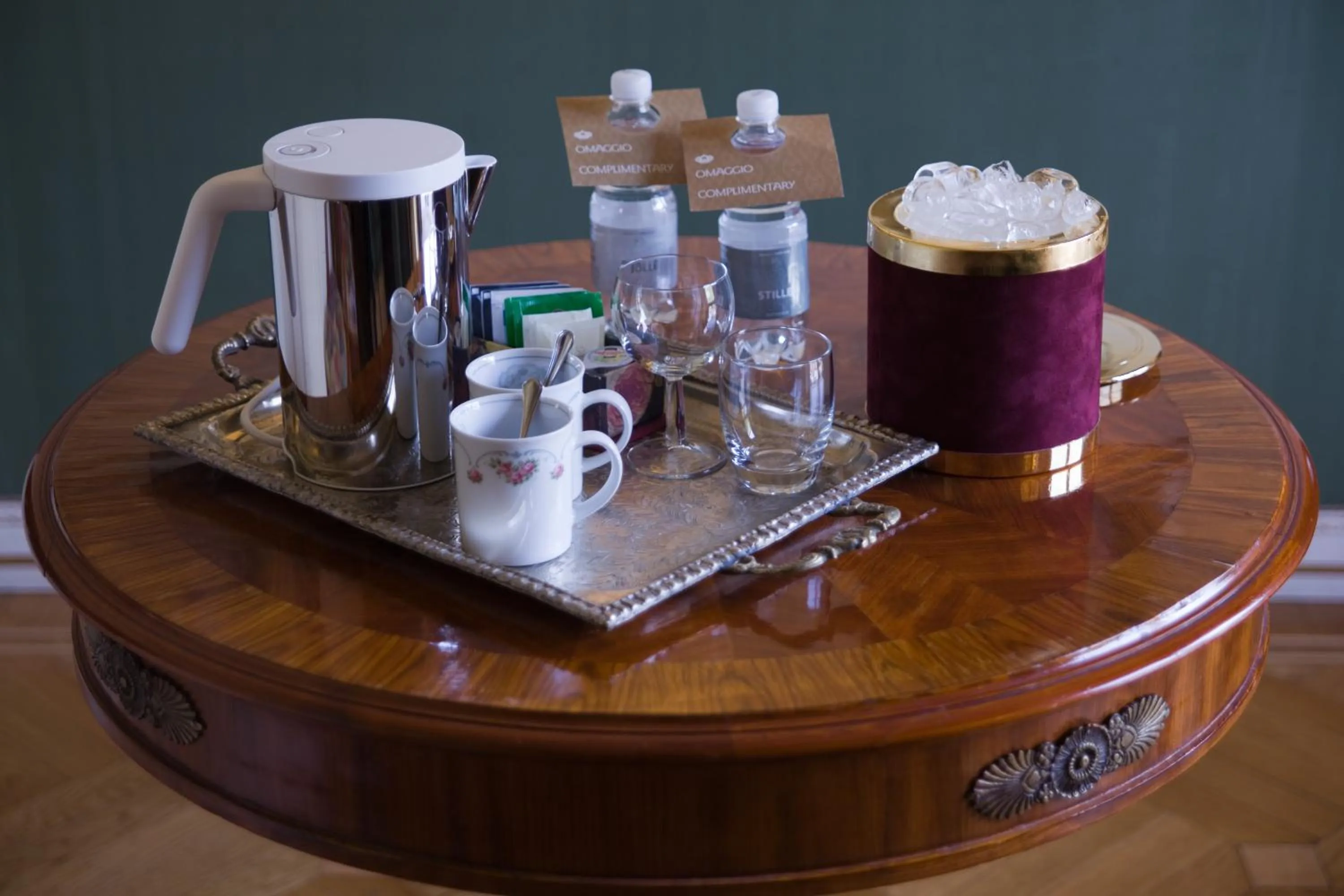 Coffee/tea facilities in Petit Palais Hotel De Charme