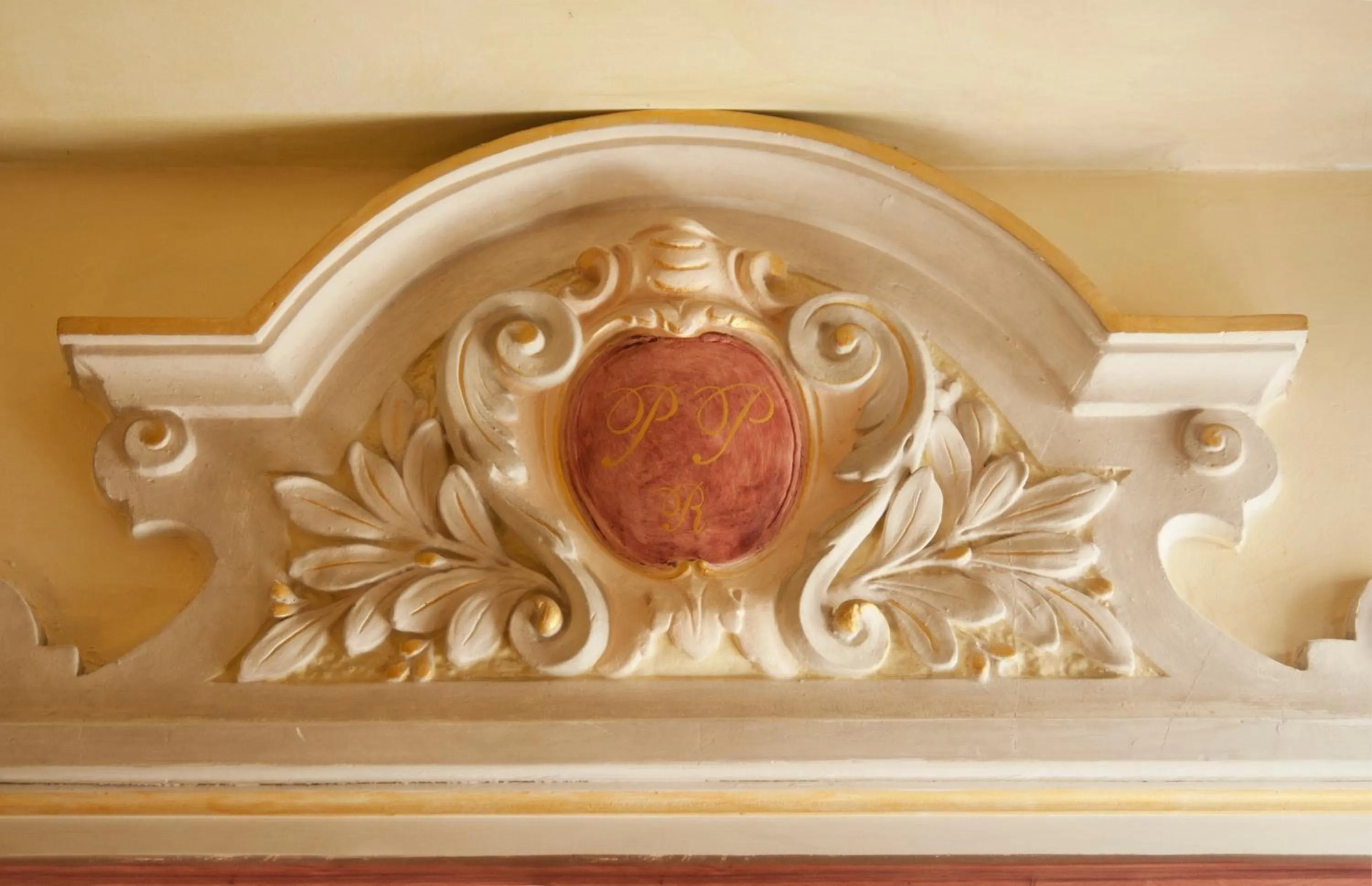Decorative detail in Petit Palais Hotel De Charme