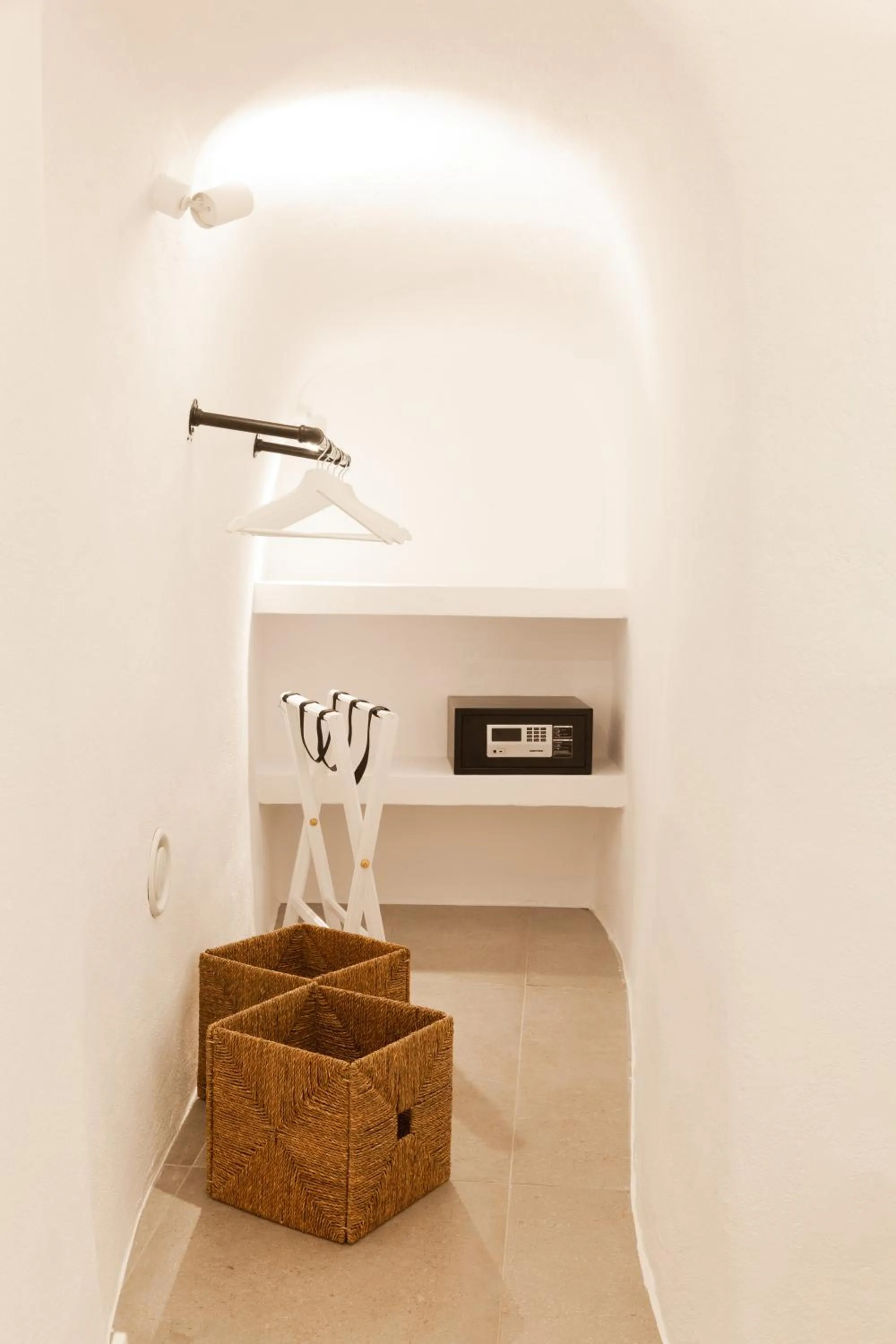 wardrobe in Cydonia Caves