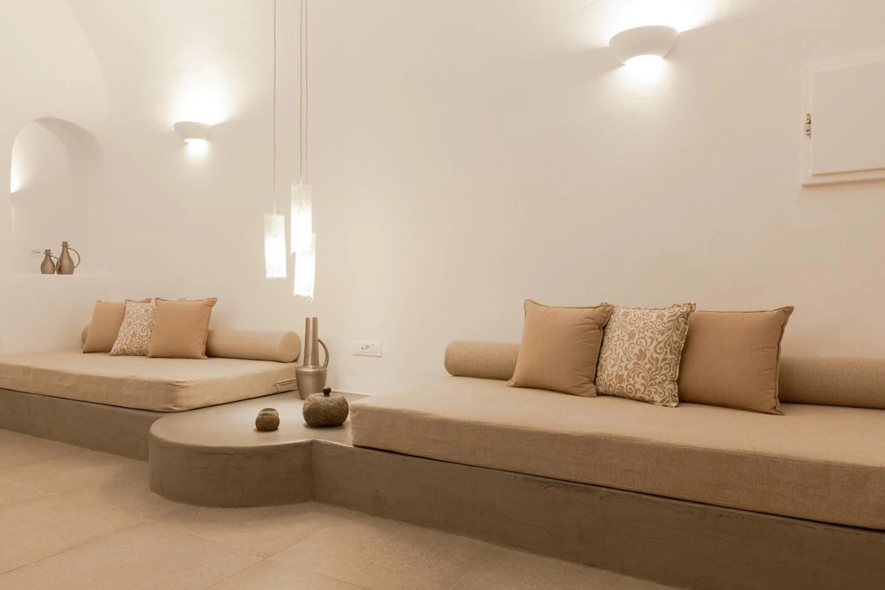 Living room in Cydonia Caves