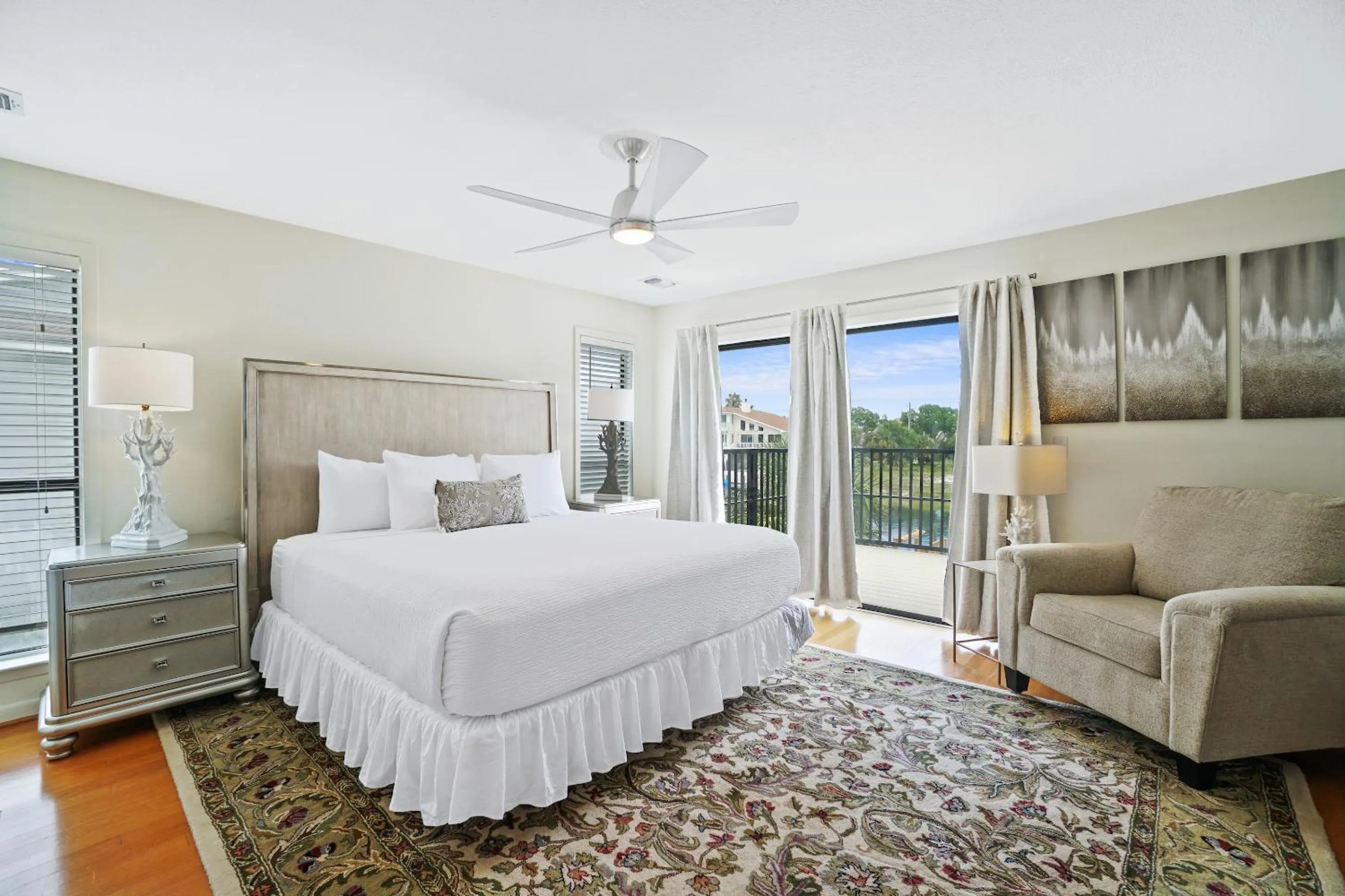 Bed in Destin Beach House - Happy Harbor House by Panhandle Getaways