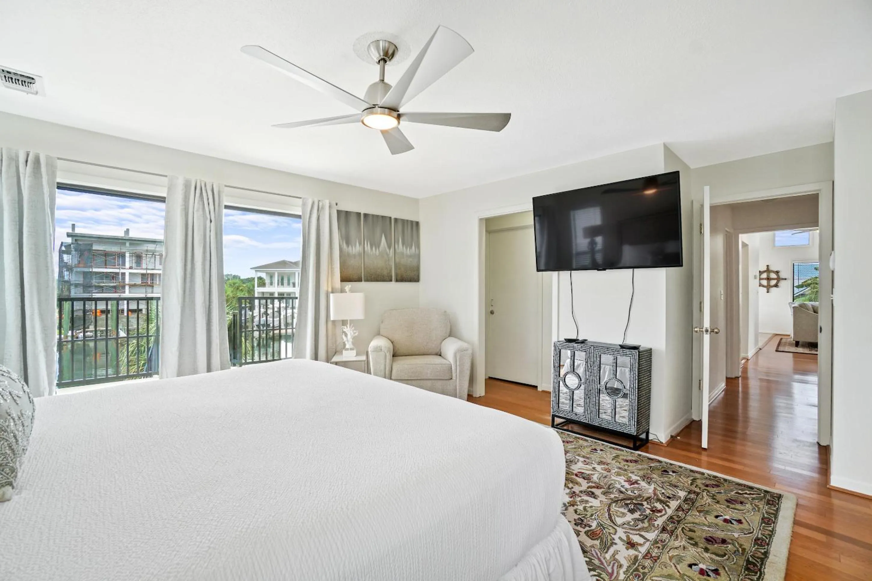 Bed in Destin Beach House - Happy Harbor House by Panhandle Getaways