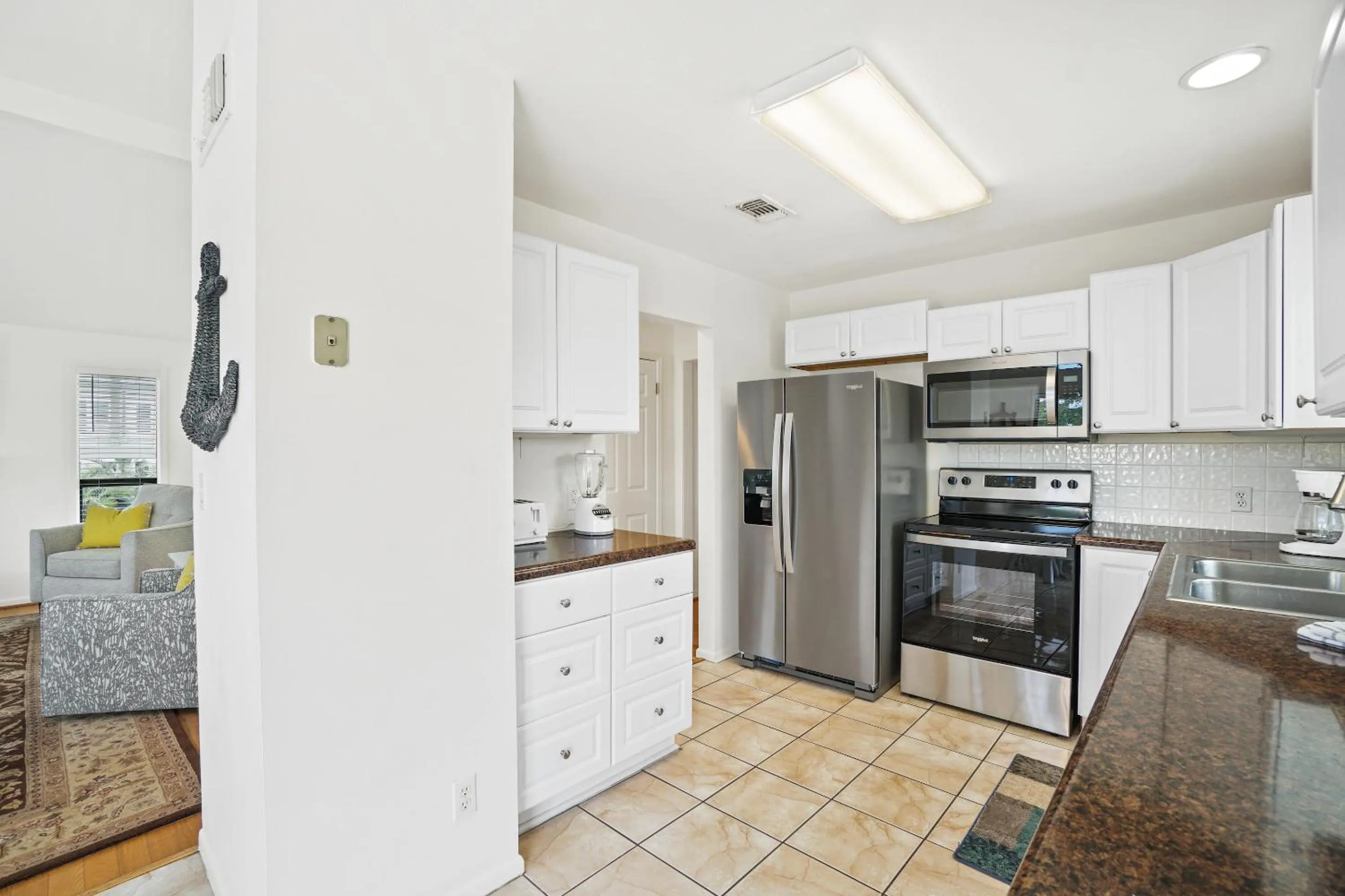 Coffee/tea facilities in Destin Beach House - Happy Harbor House by Panhandle Getaways