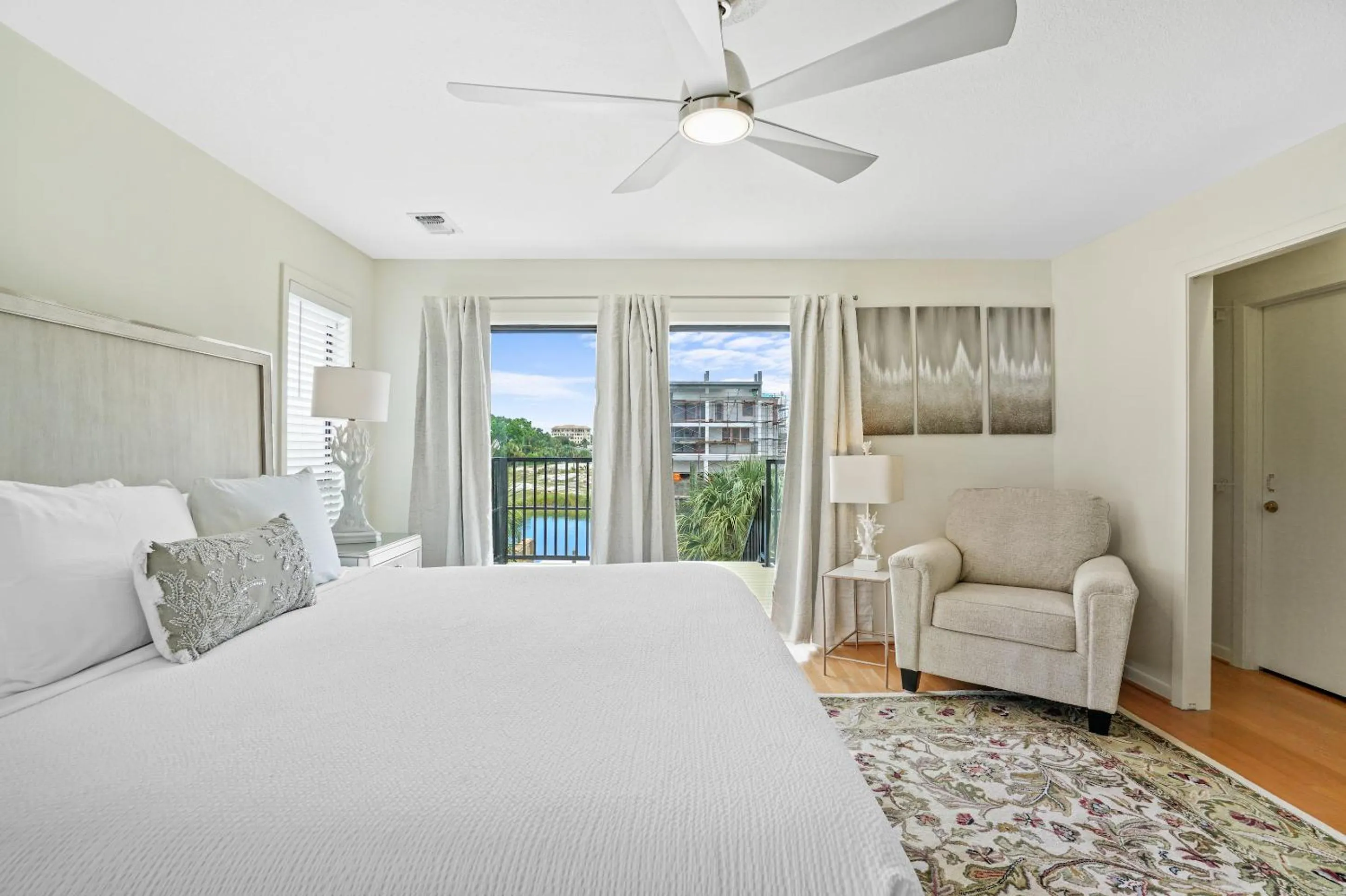 Bed in Destin Beach House - Happy Harbor House by Panhandle Getaways