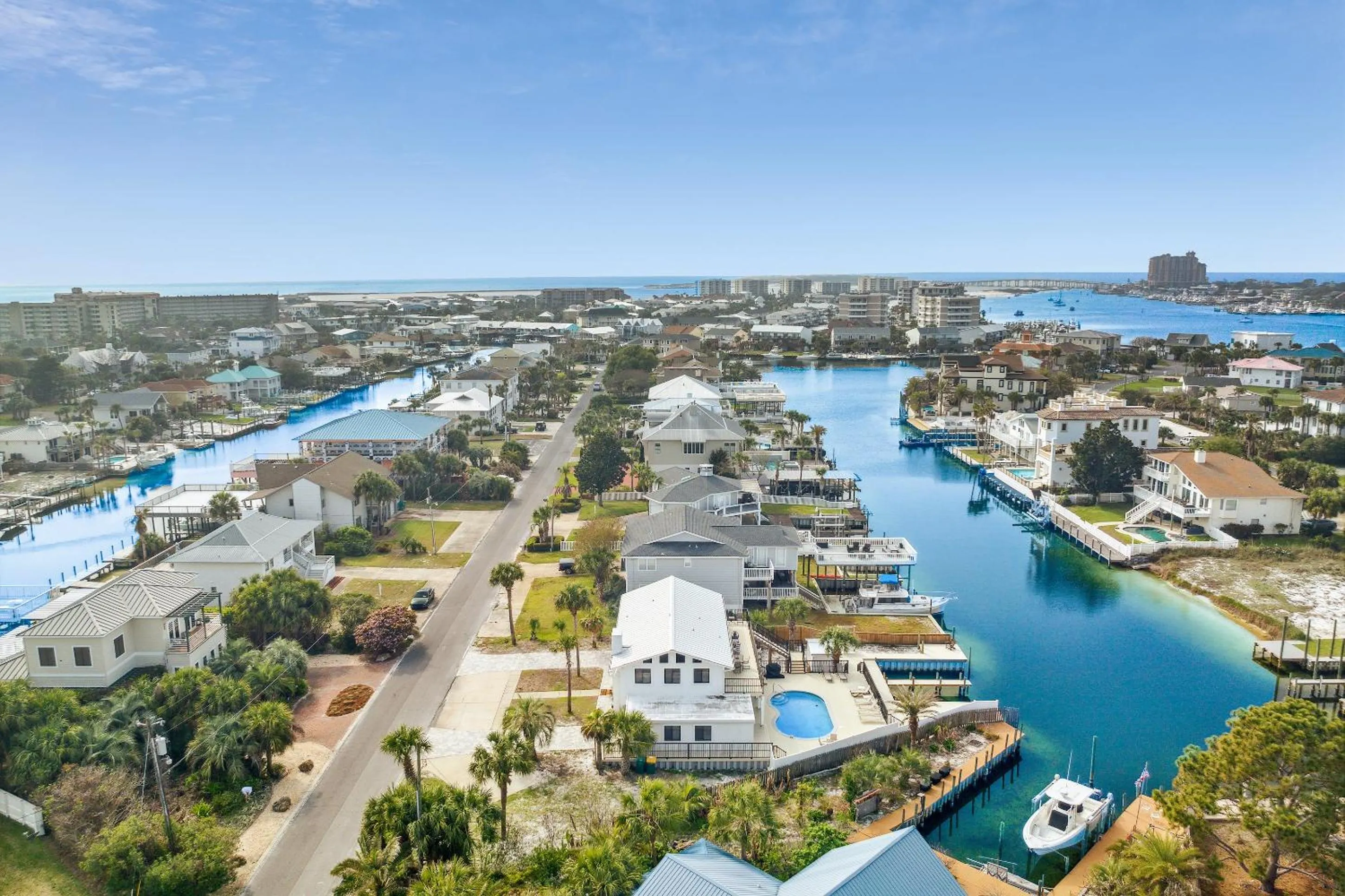 Property building in Destin Beach House - Happy Harbor House by Panhandle Getaways