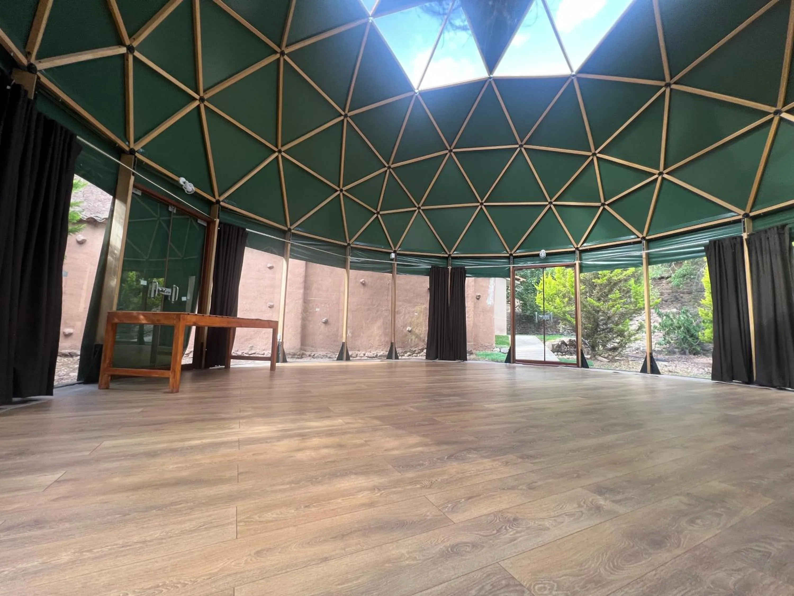 Lounge or bar in CASA RAIZ Handmade House Luxury Stay