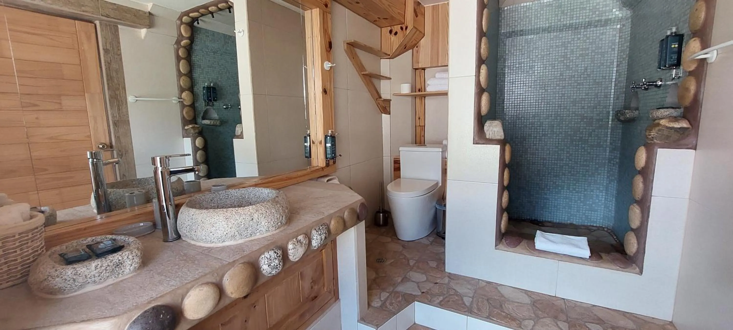 Bathroom in CASA RAIZ Handmade House Luxury Stay