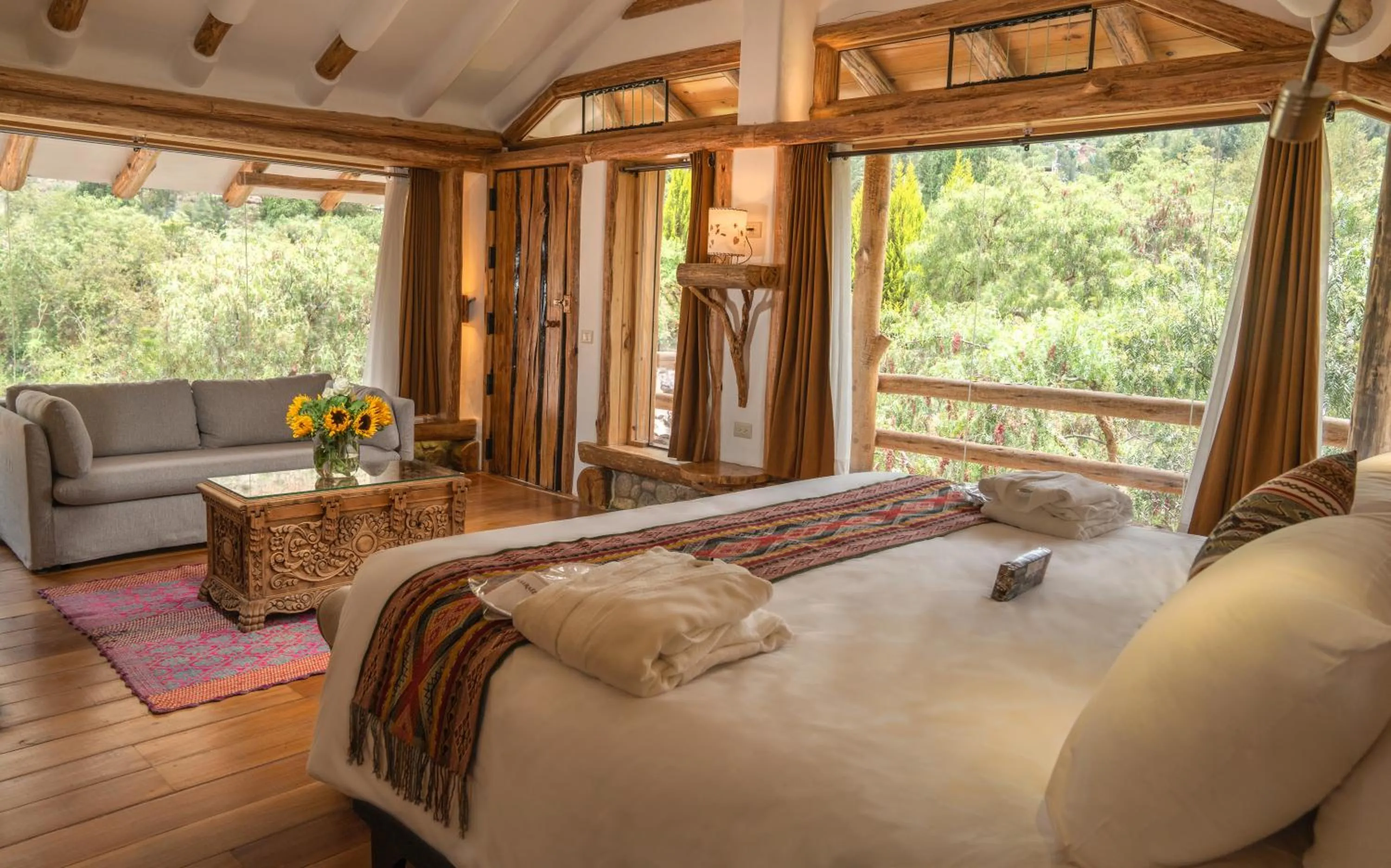 Seating area in CASA RAIZ Handmade House Luxury Stay