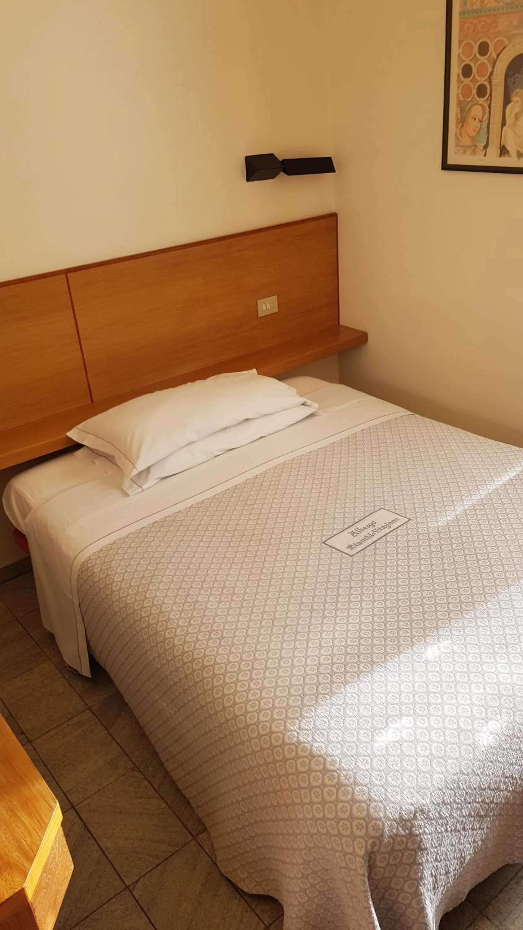 Bed in Albergo Bianchi Stazione