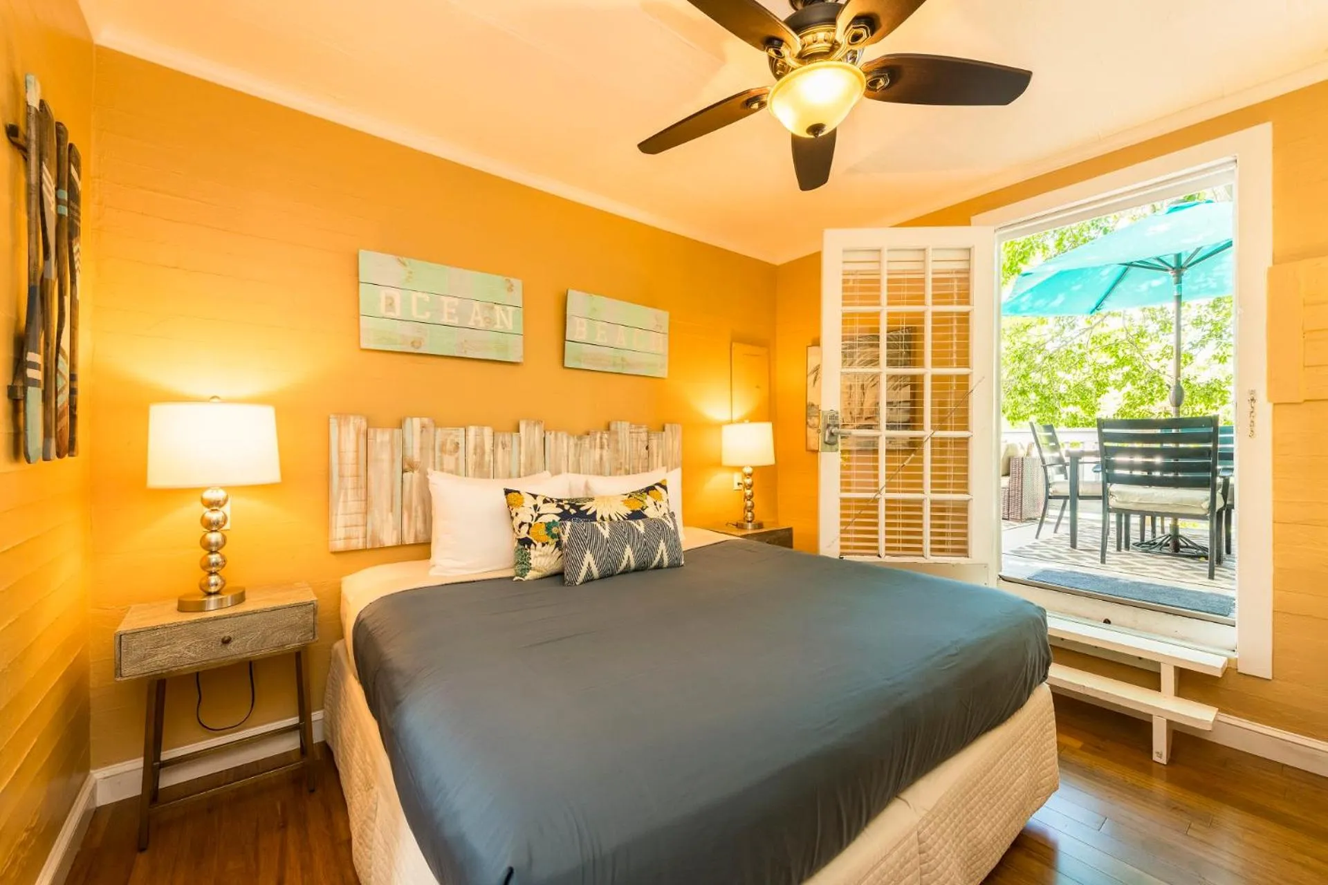 Bed in Rose Lane Villas