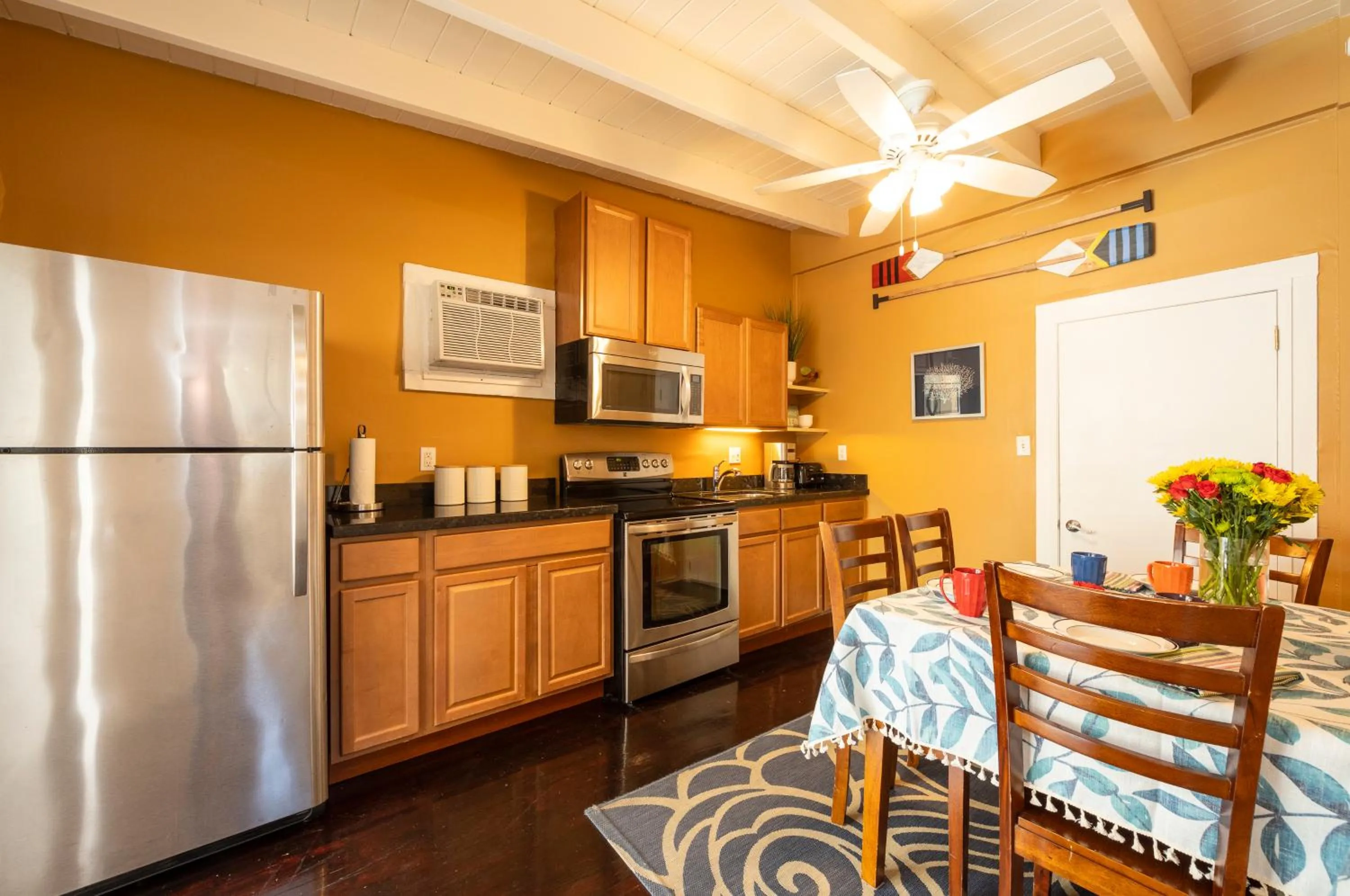 Coffee/tea facilities in Rose Lane Villas