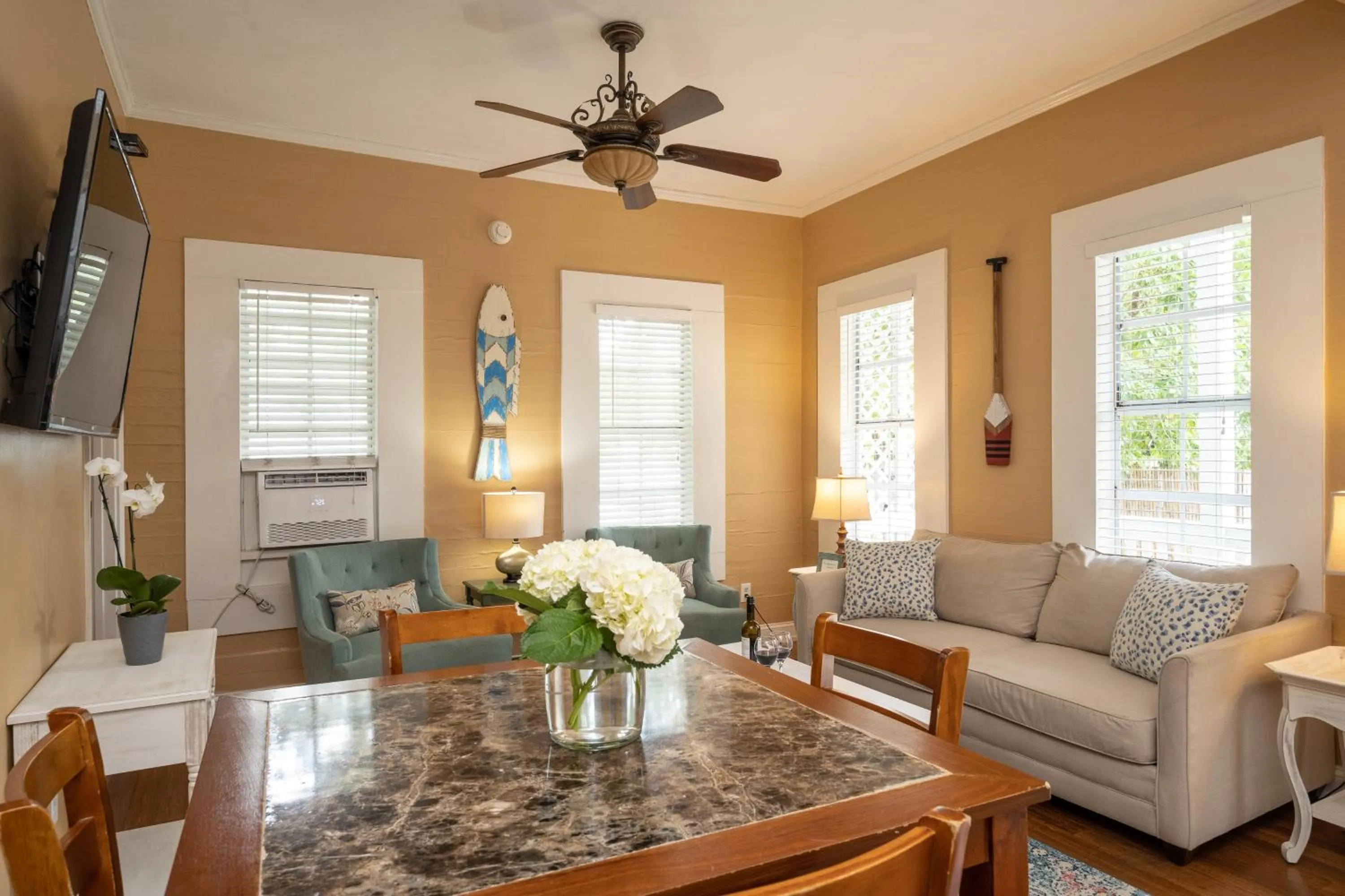 Living room in Rose Lane Villas