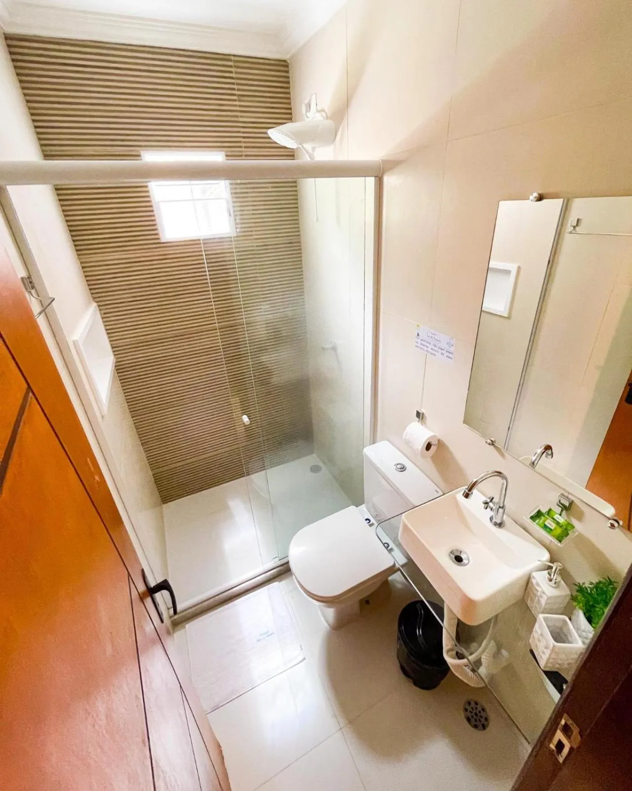 Shower in Pousada Som dos Pássaros