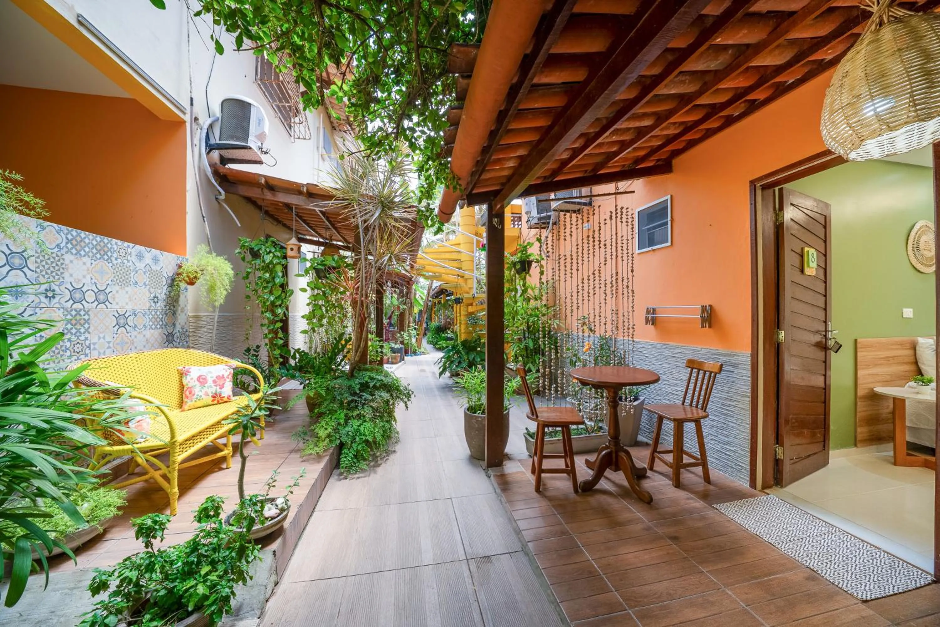 Patio in Pousada Som dos Pássaros