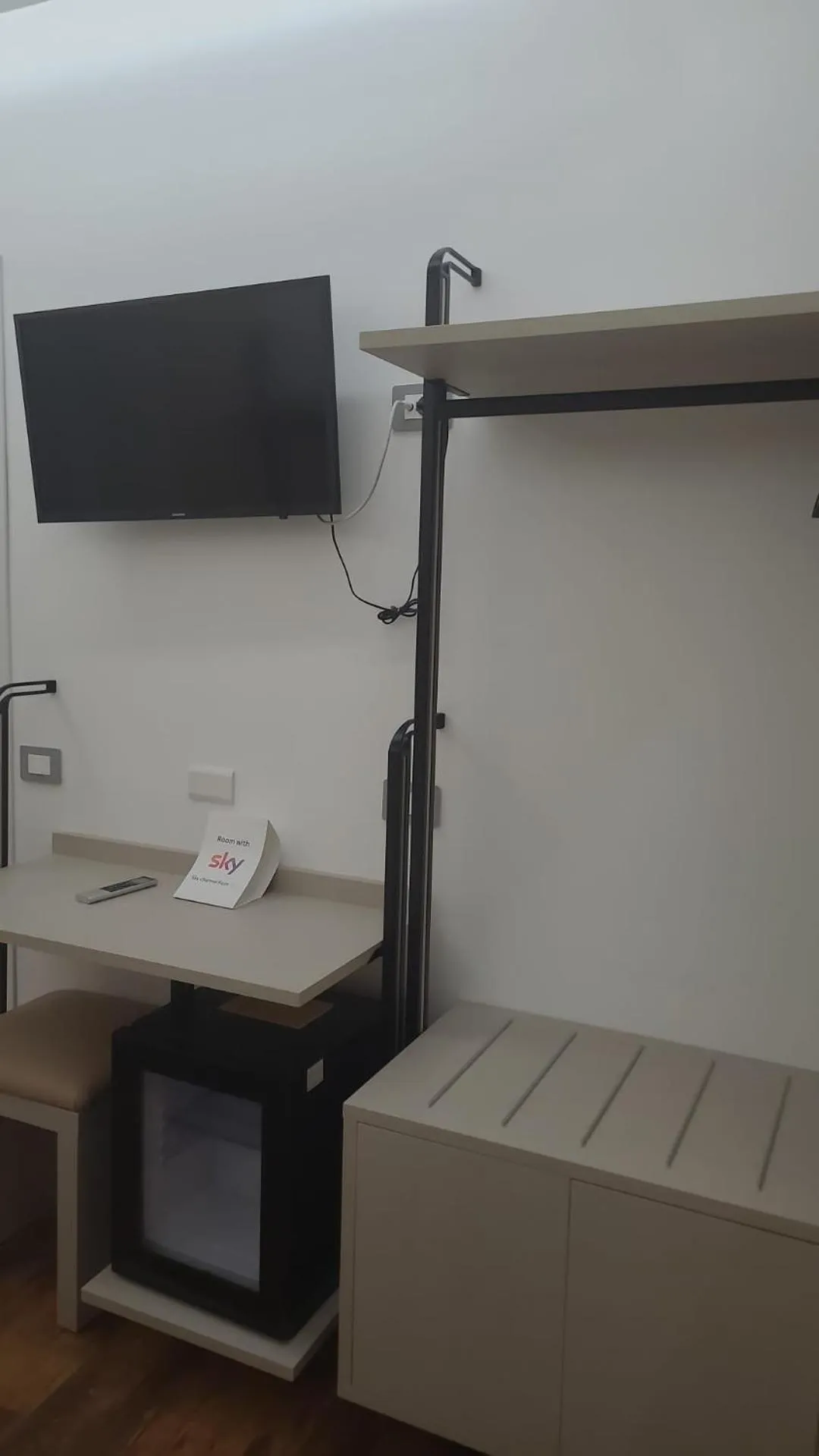 TV and multimedia in Hotel Aurora