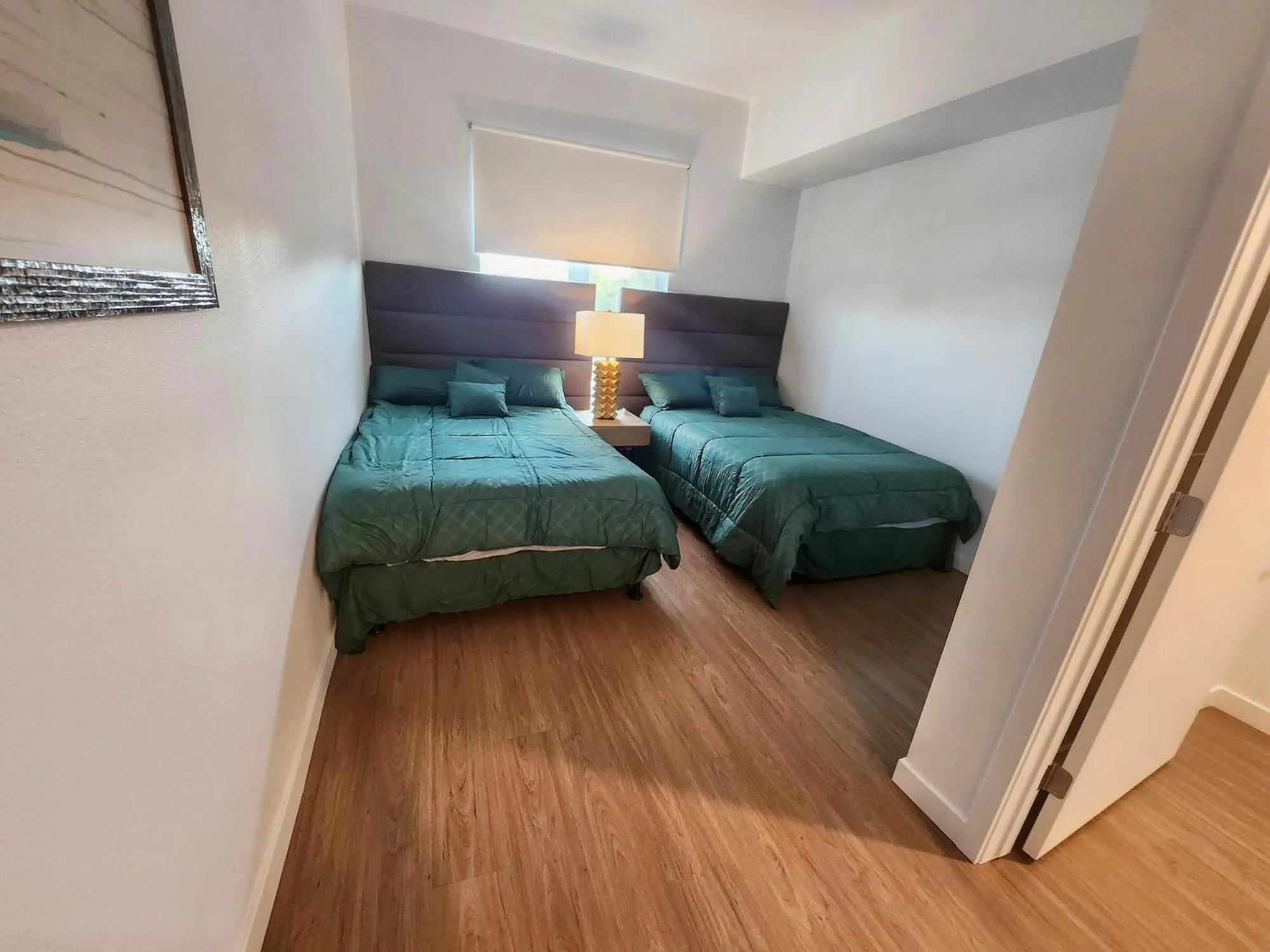 Bed in StaysPro - Cityscape Luxury Rental Homes in the Heart of Los Angeles