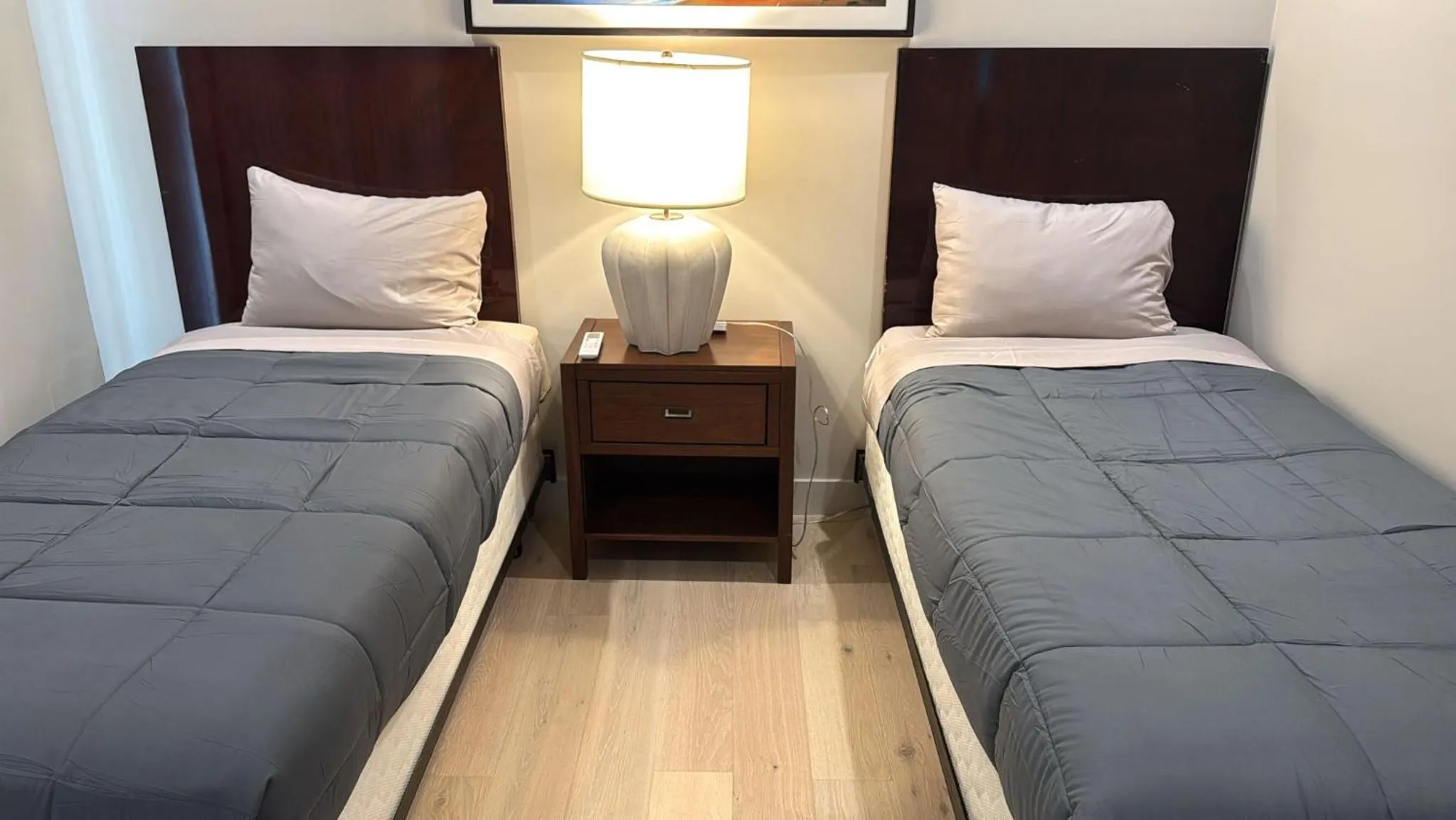 Bed in StaysPro - Cityscape Luxury Rental Homes in the Heart of Los Angeles