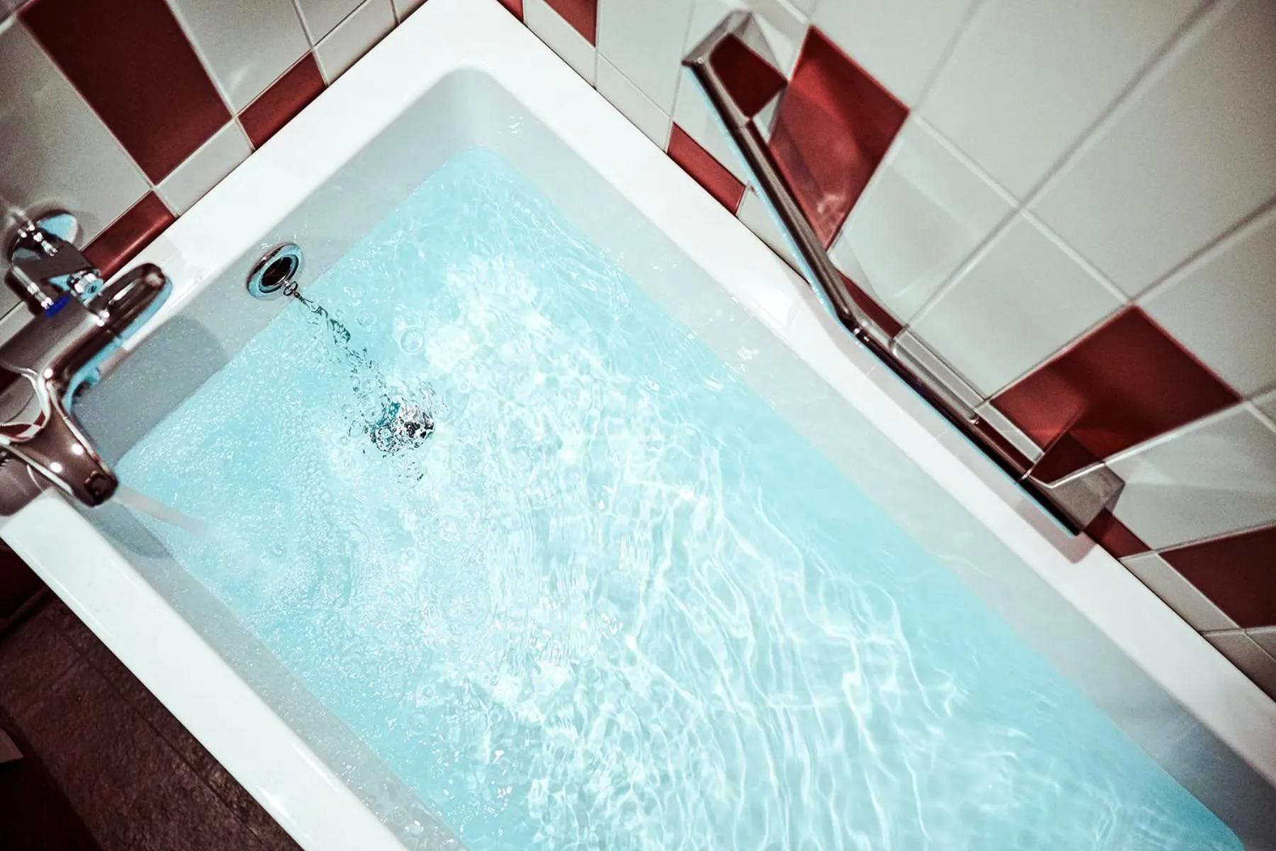 Bathroom in OMO5 Okinawa Naha by Hoshino Resorts