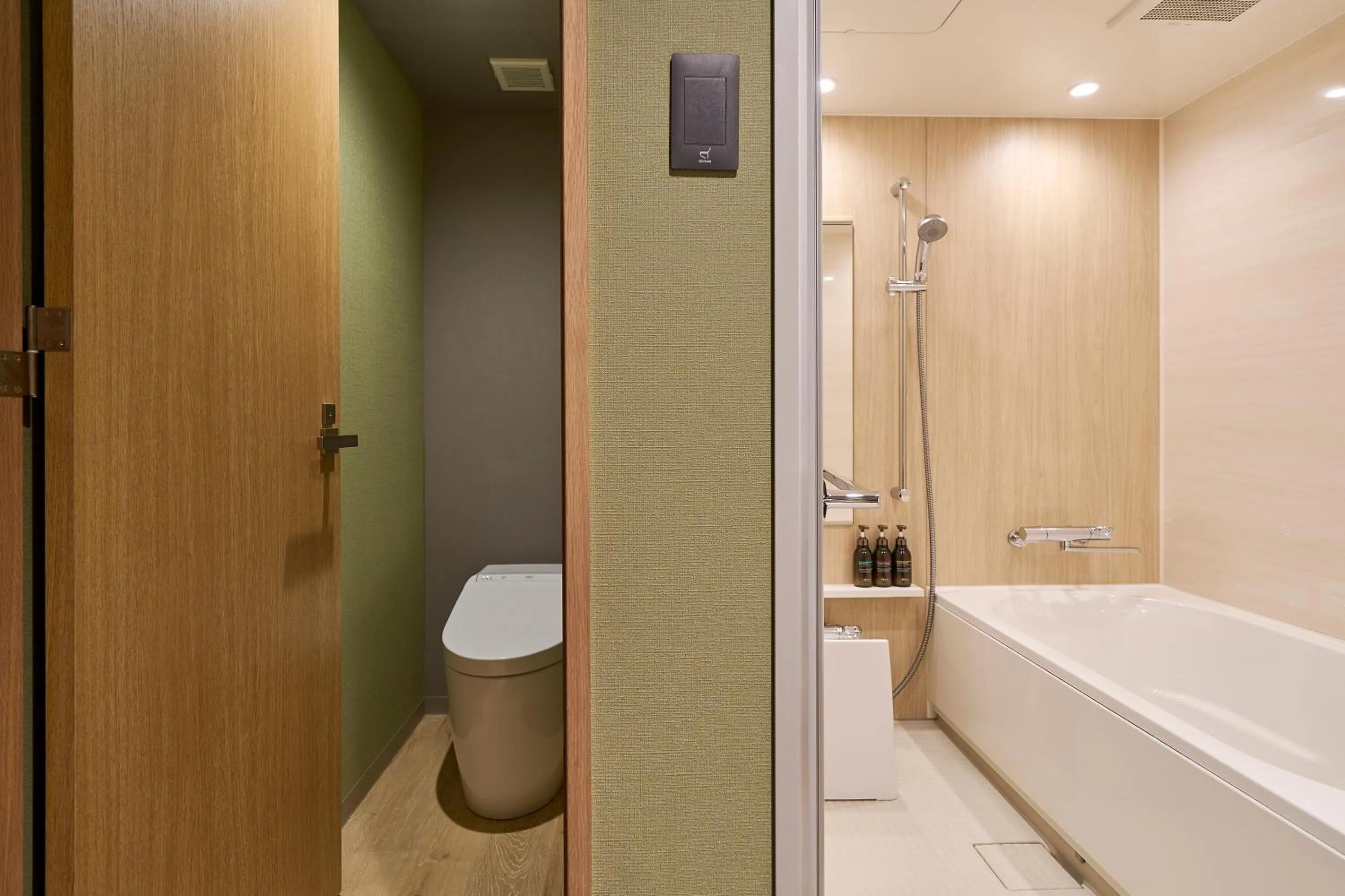 Toilet in OMO5 Kanazawa Katamachi by Hoshino Resorts