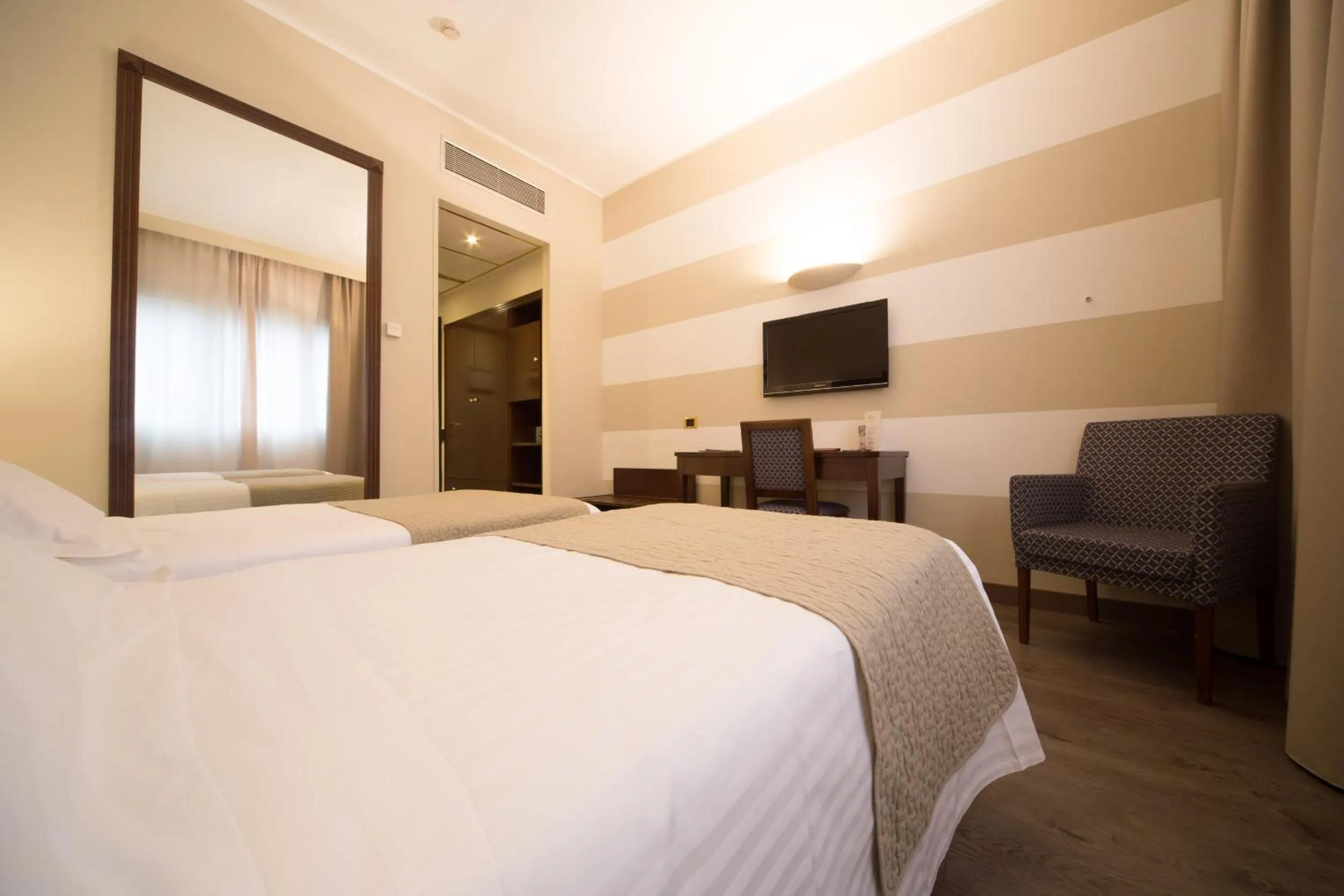 Bed in Hotel Motel Ascot