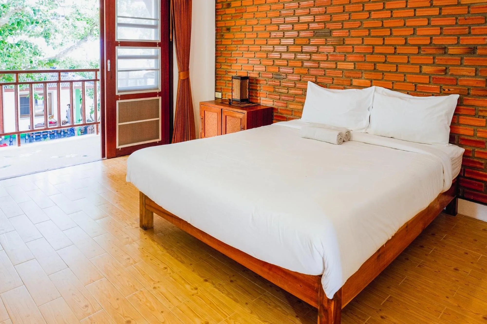 Bedroom, Bed in Hydronauts Diving Resort - Koh Tao