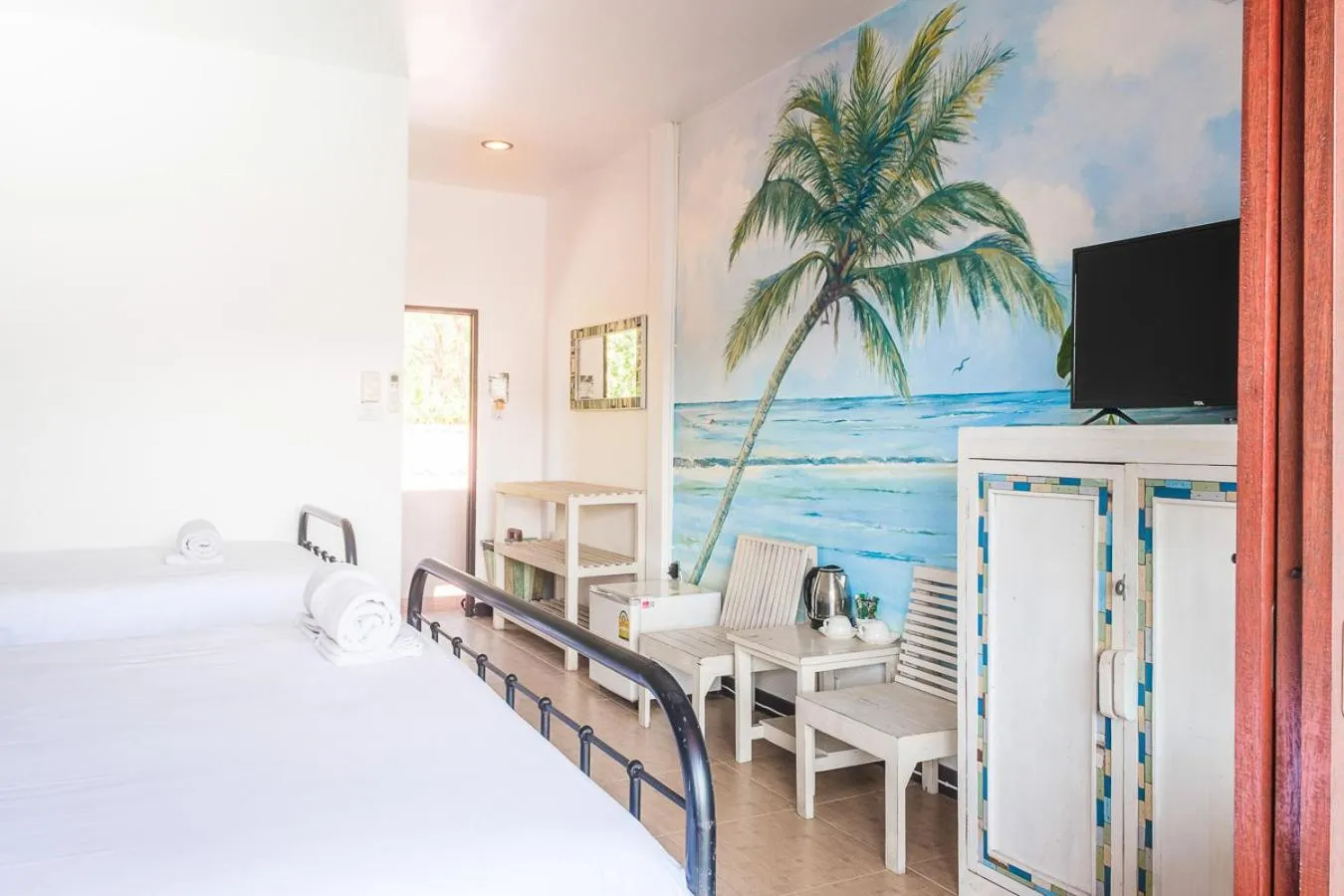 Bed in Hydronauts Diving Resort - Koh Tao