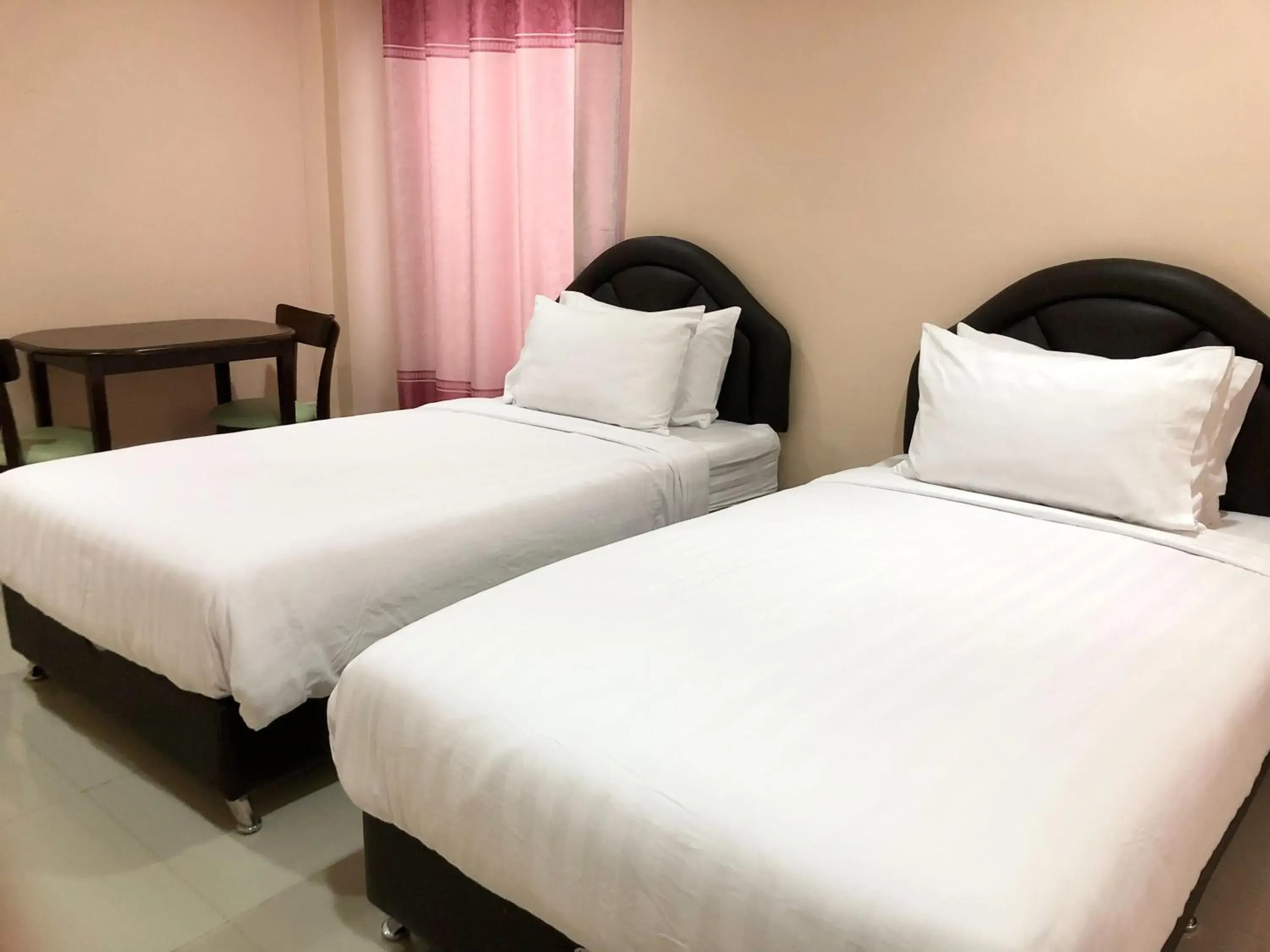 Standard Twin Room in Seksiri Standard Twin Room in Seksiri