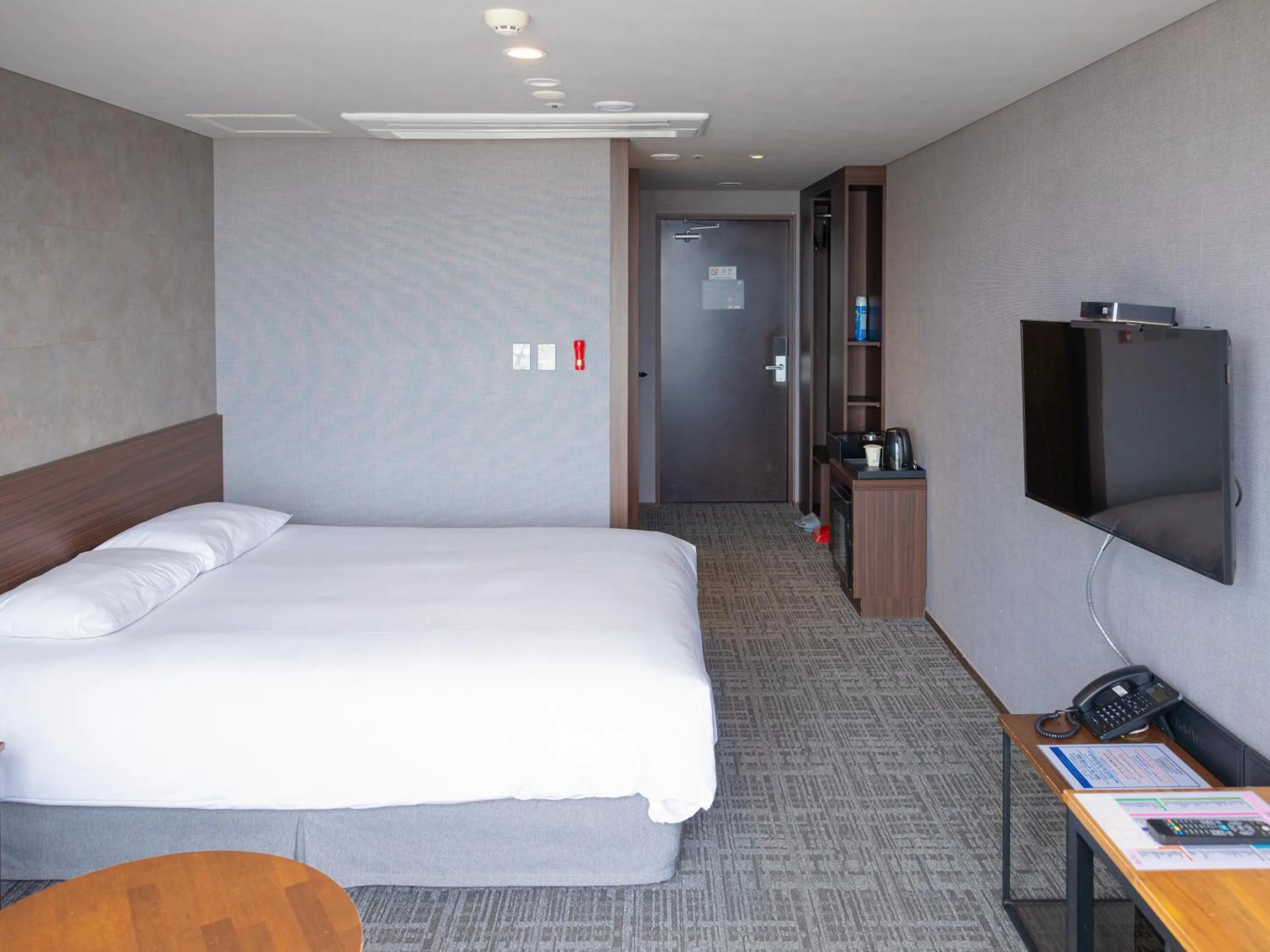 Photo of the whole room, Bed in Hotel With City