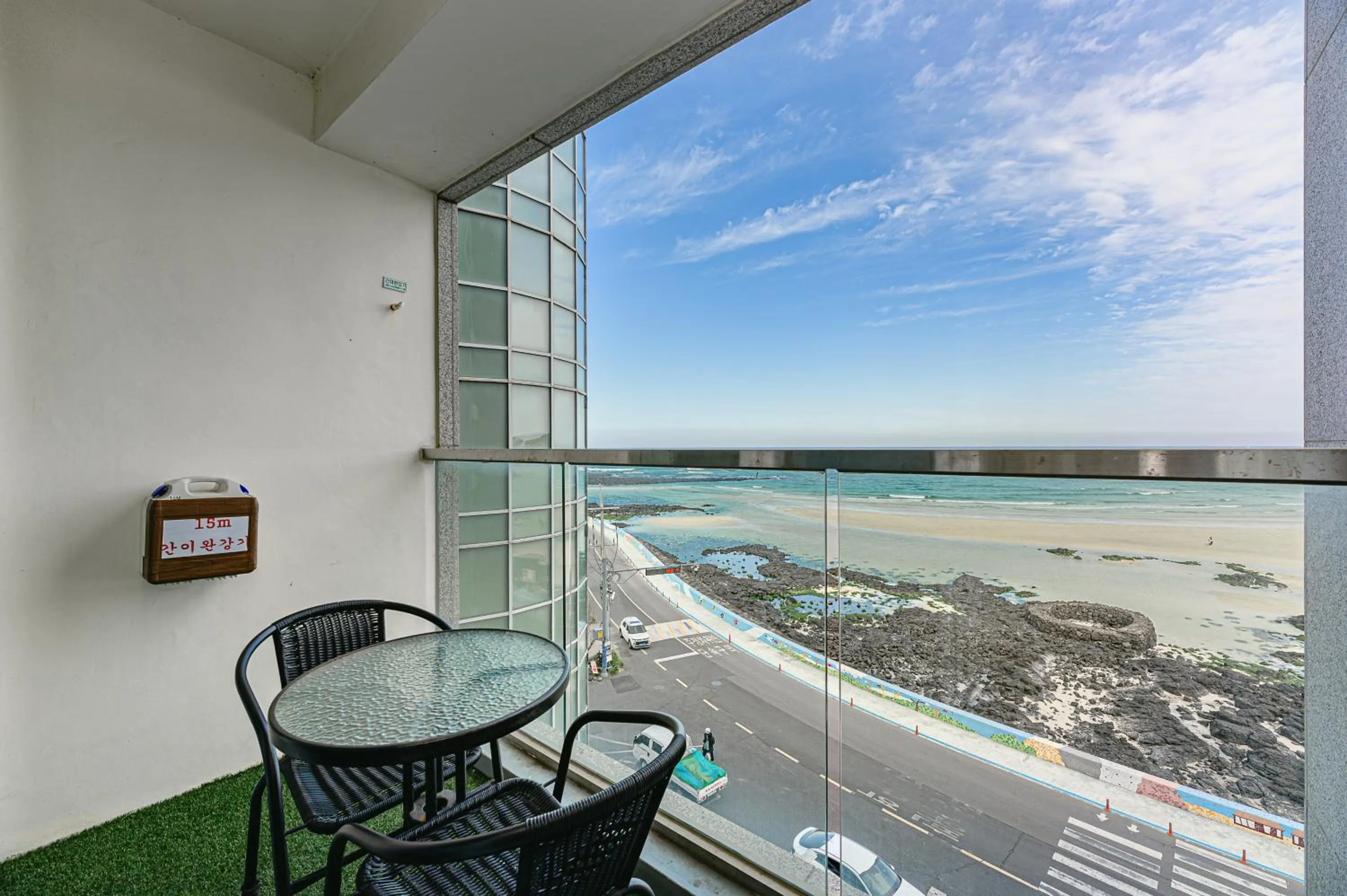 Balcony/Terrace in Hamdeok Beach Stay Jeju