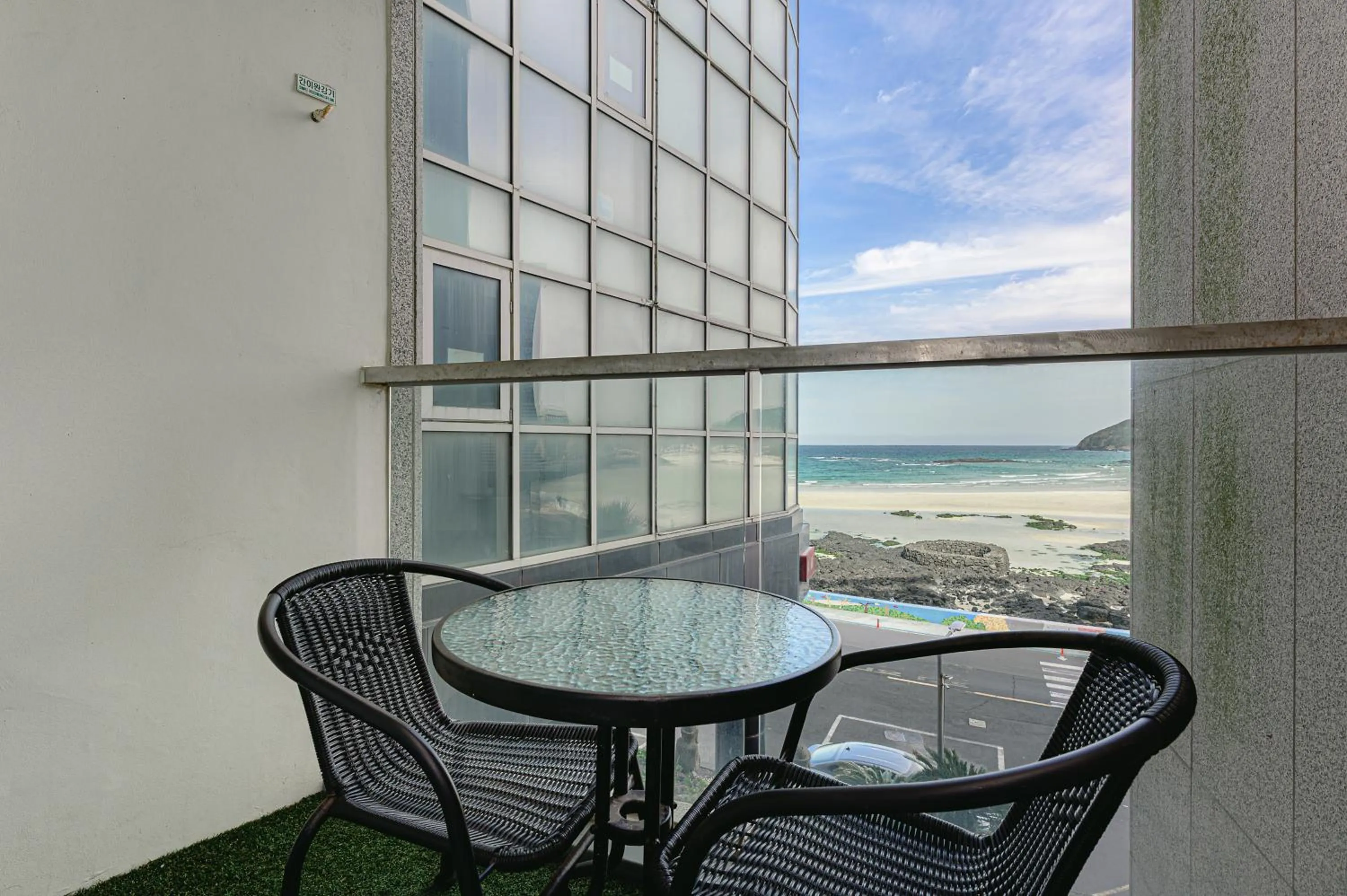 Balcony/Terrace in Hamdeok Beach Stay Jeju