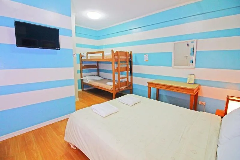 Bed in Caliraya Resort Club