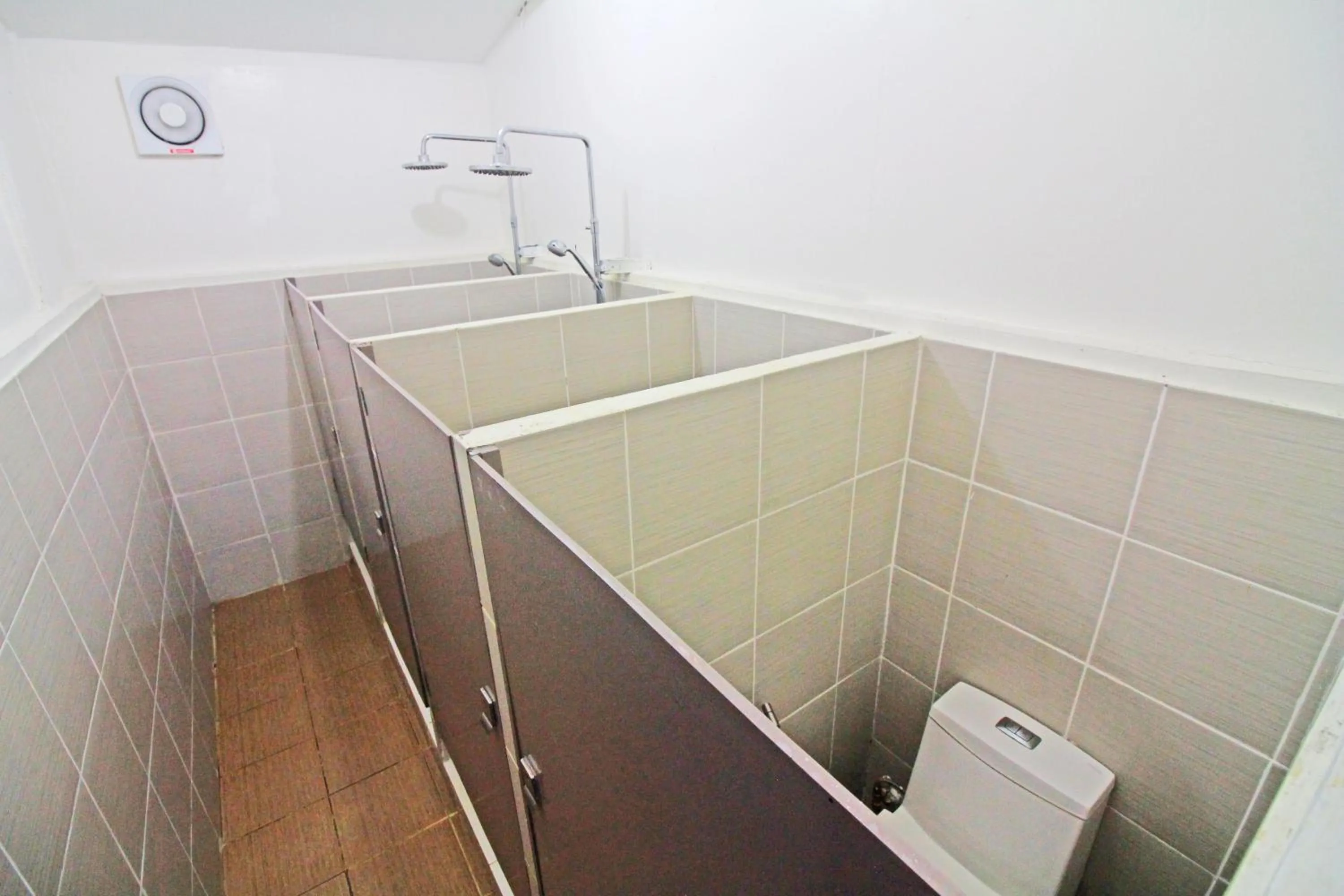 Bathroom in Caliraya Resort Club