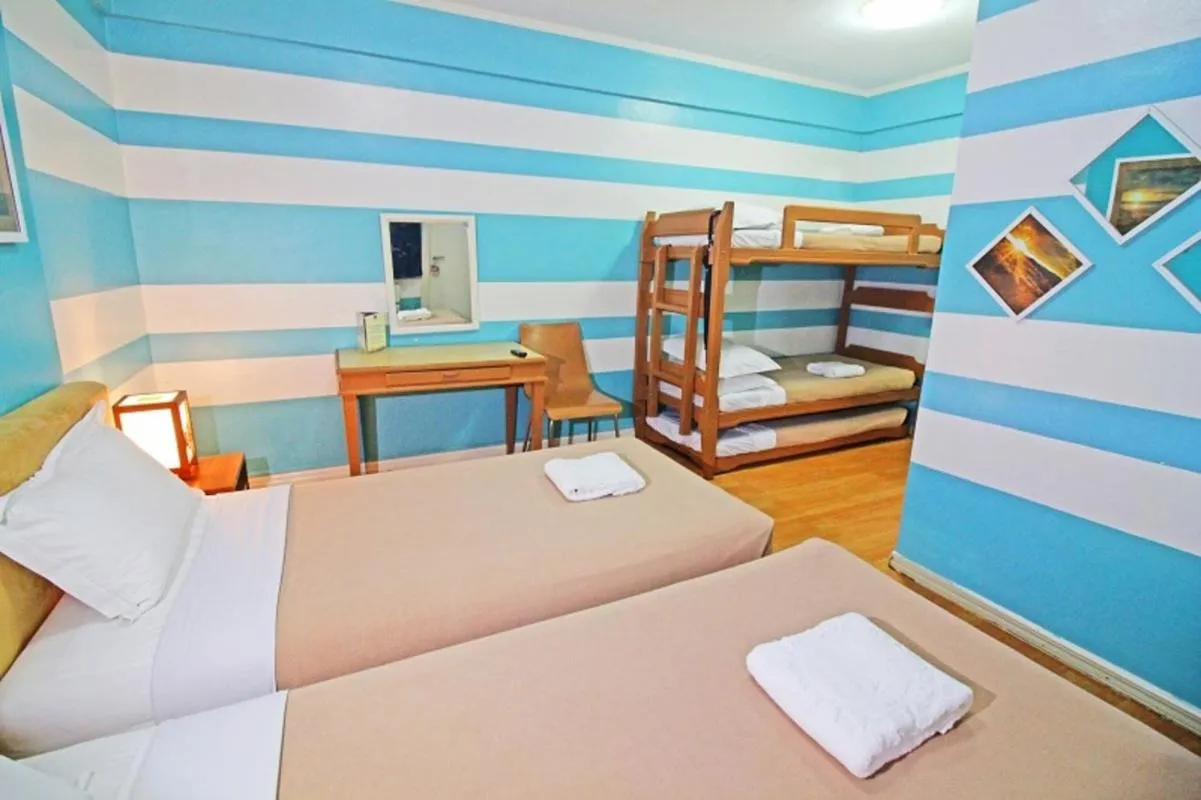 Bed in Caliraya Resort Club